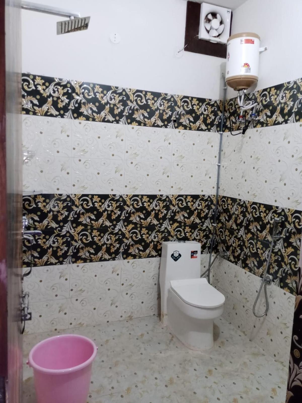 Apartment Bhadoriya *