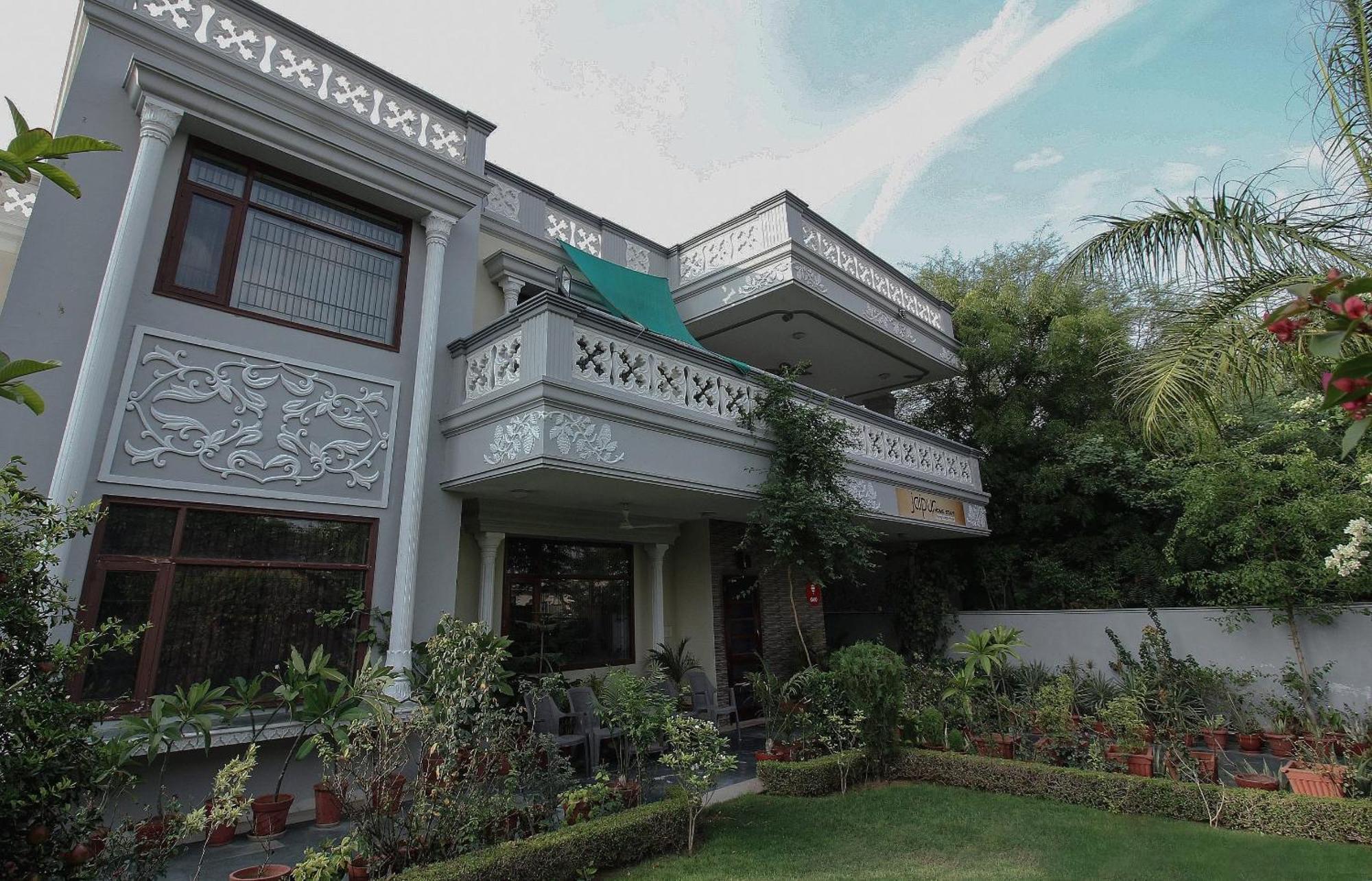 Super Hotel O Jaipur Stays 3*