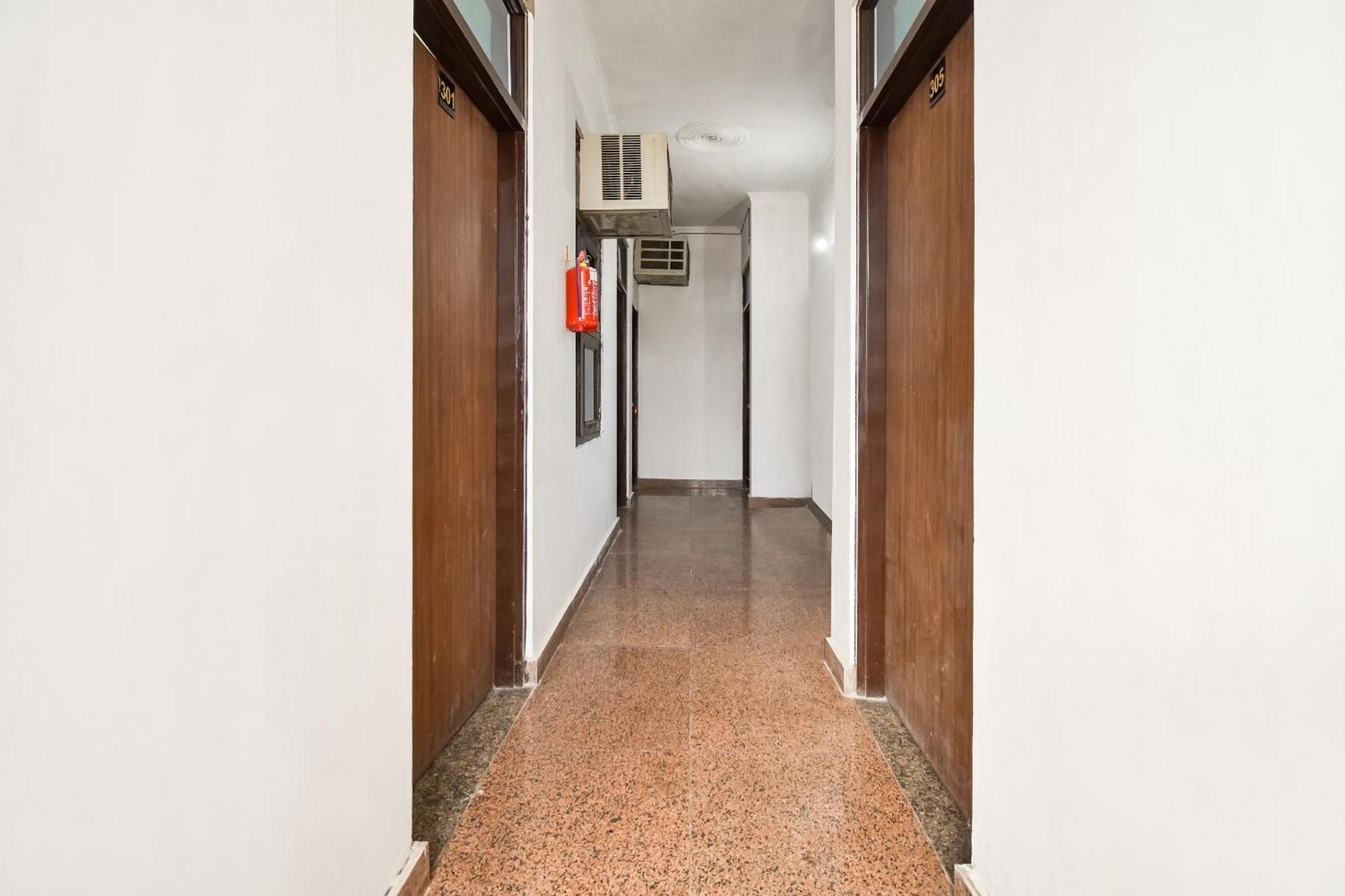 Hotel O Pragati 3*