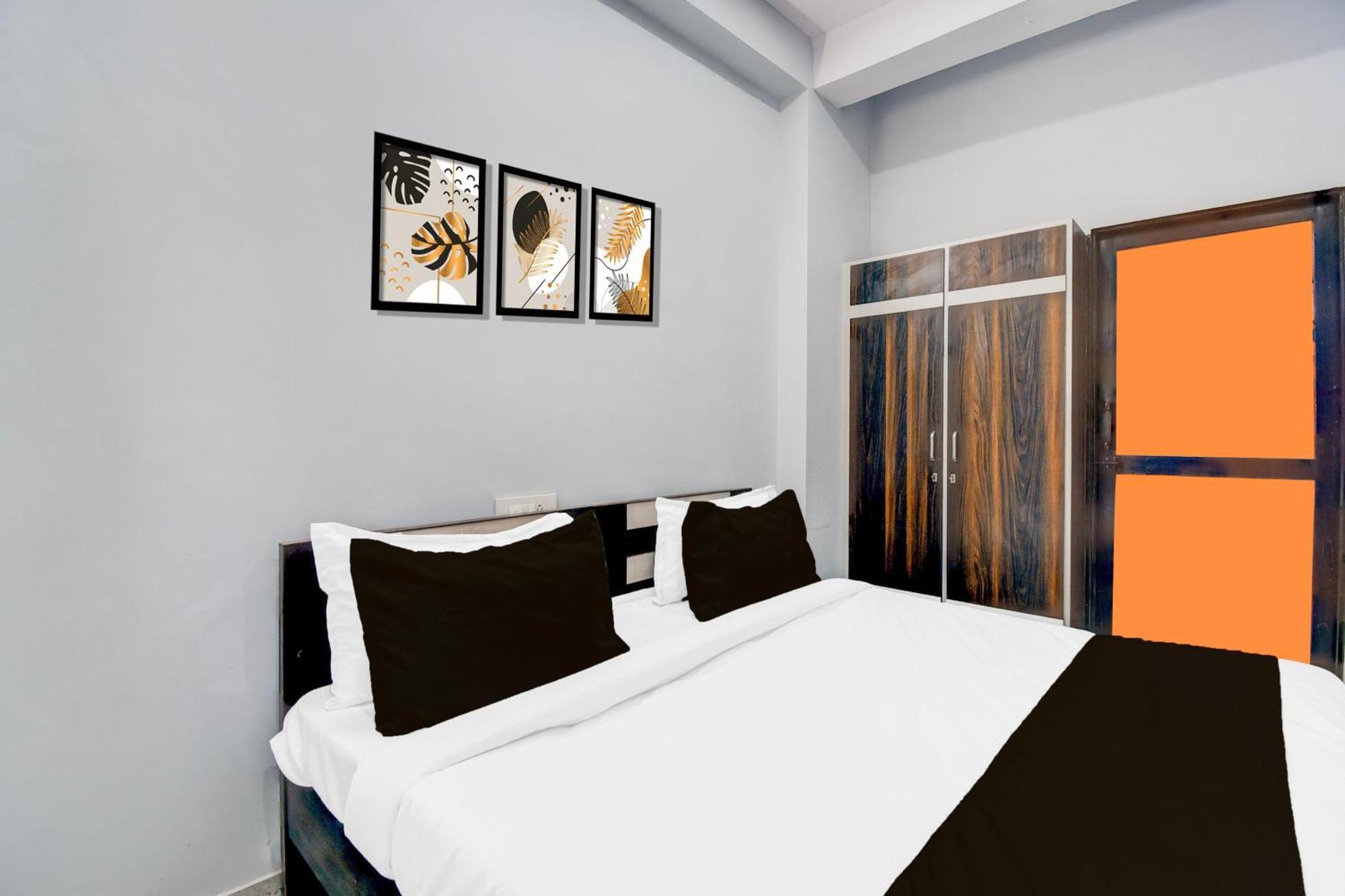 Collection O Pratapnagar Sector 16 Hotel Jaipur