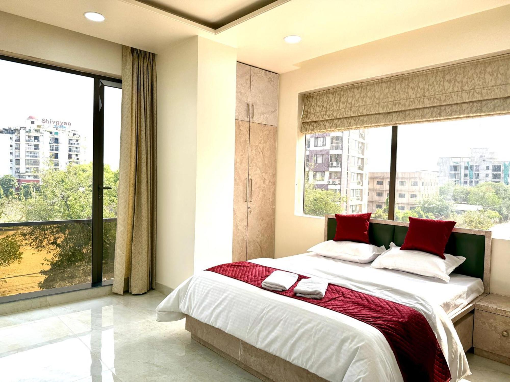 Apartment Bliss By Modern Haven