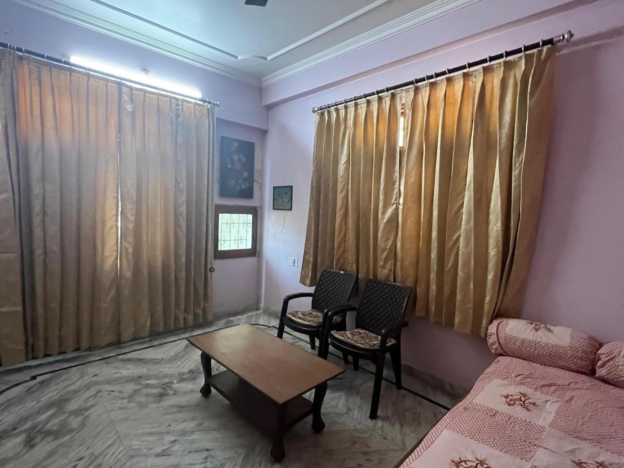 Homestay Luxurious In Gt *