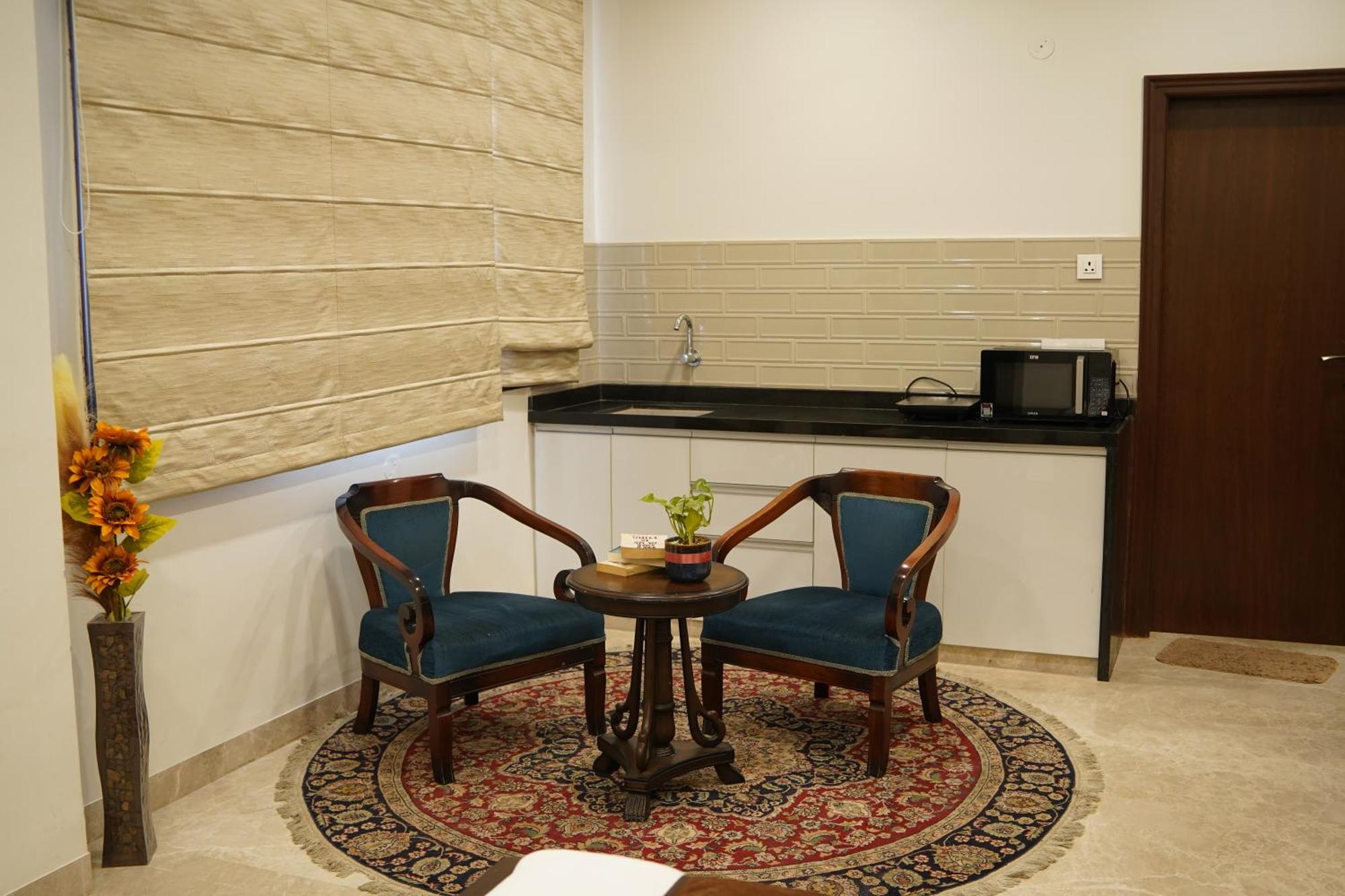 Palm 34 Bed & Breakfast 3*