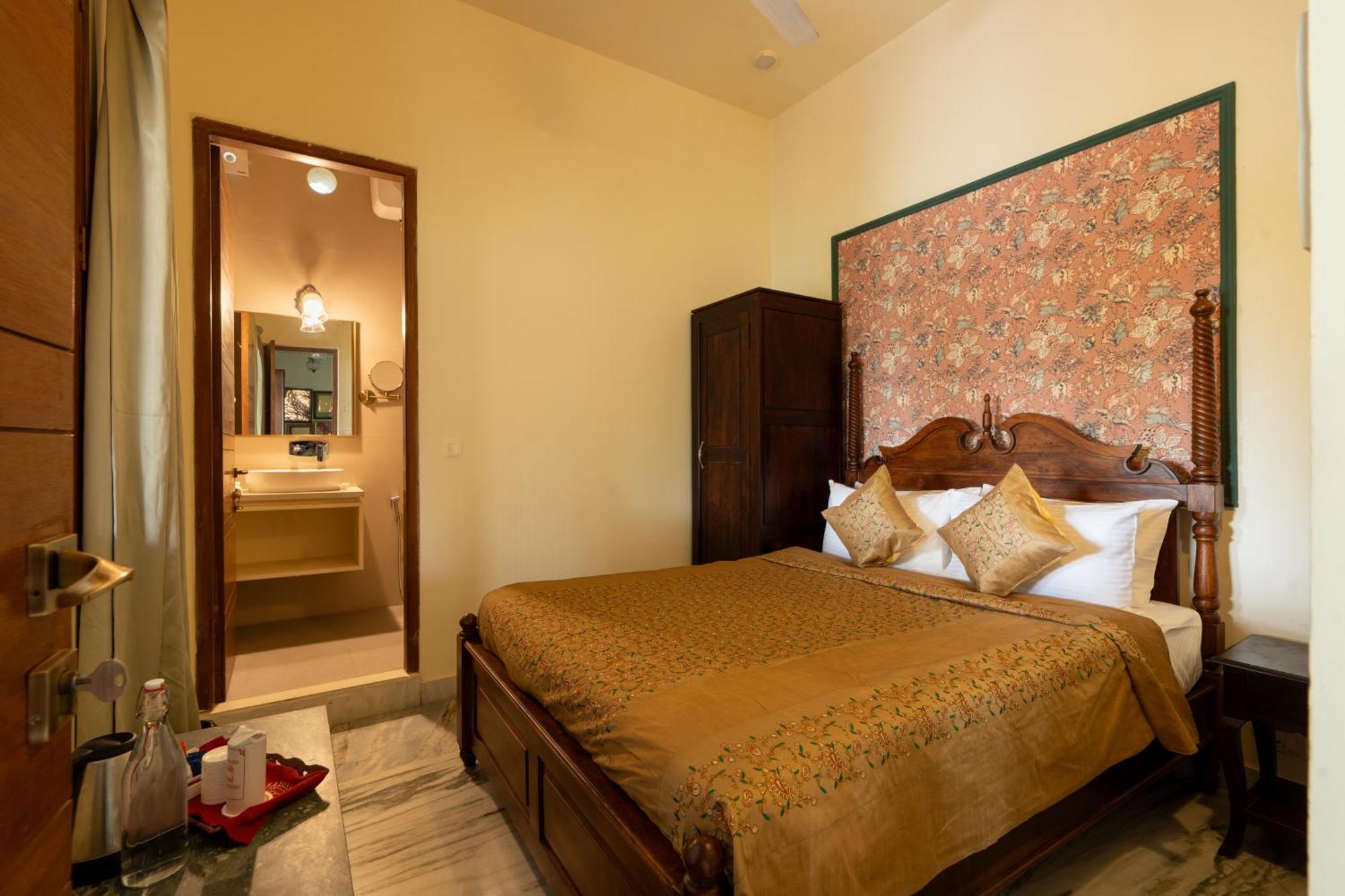 Dera Homestay