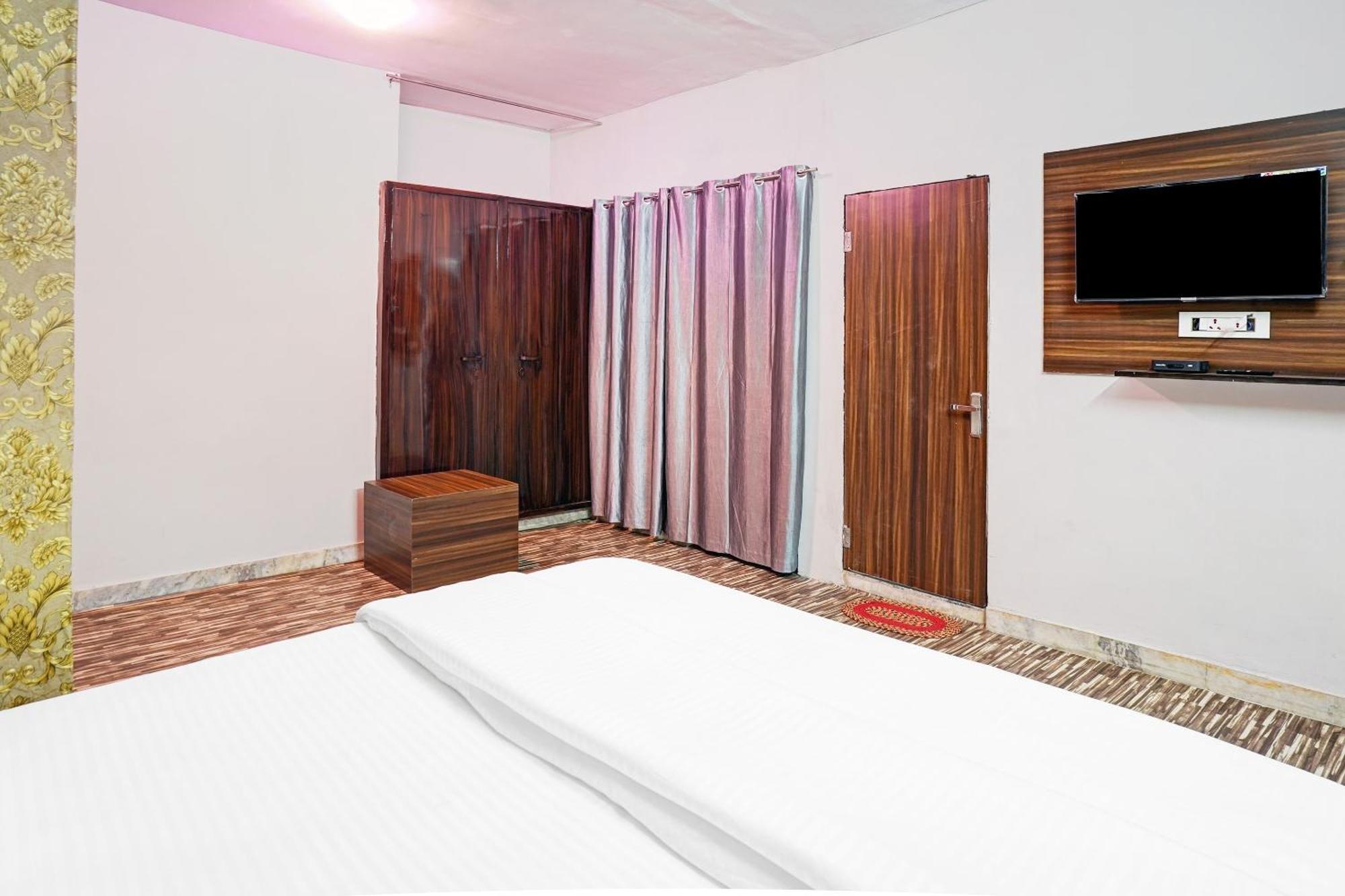 Hotel O Knights
