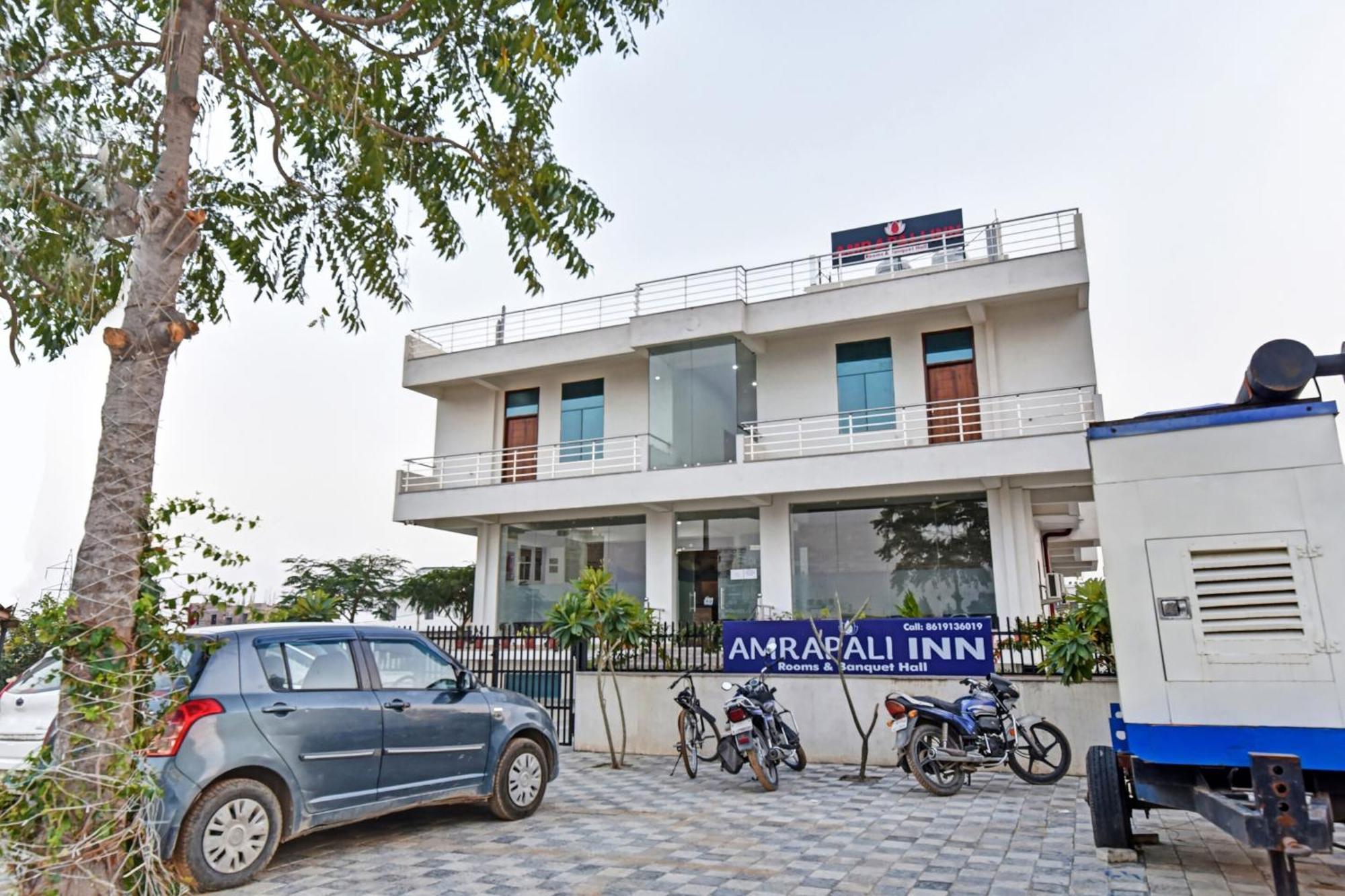 O Amrapali Hotel 4*