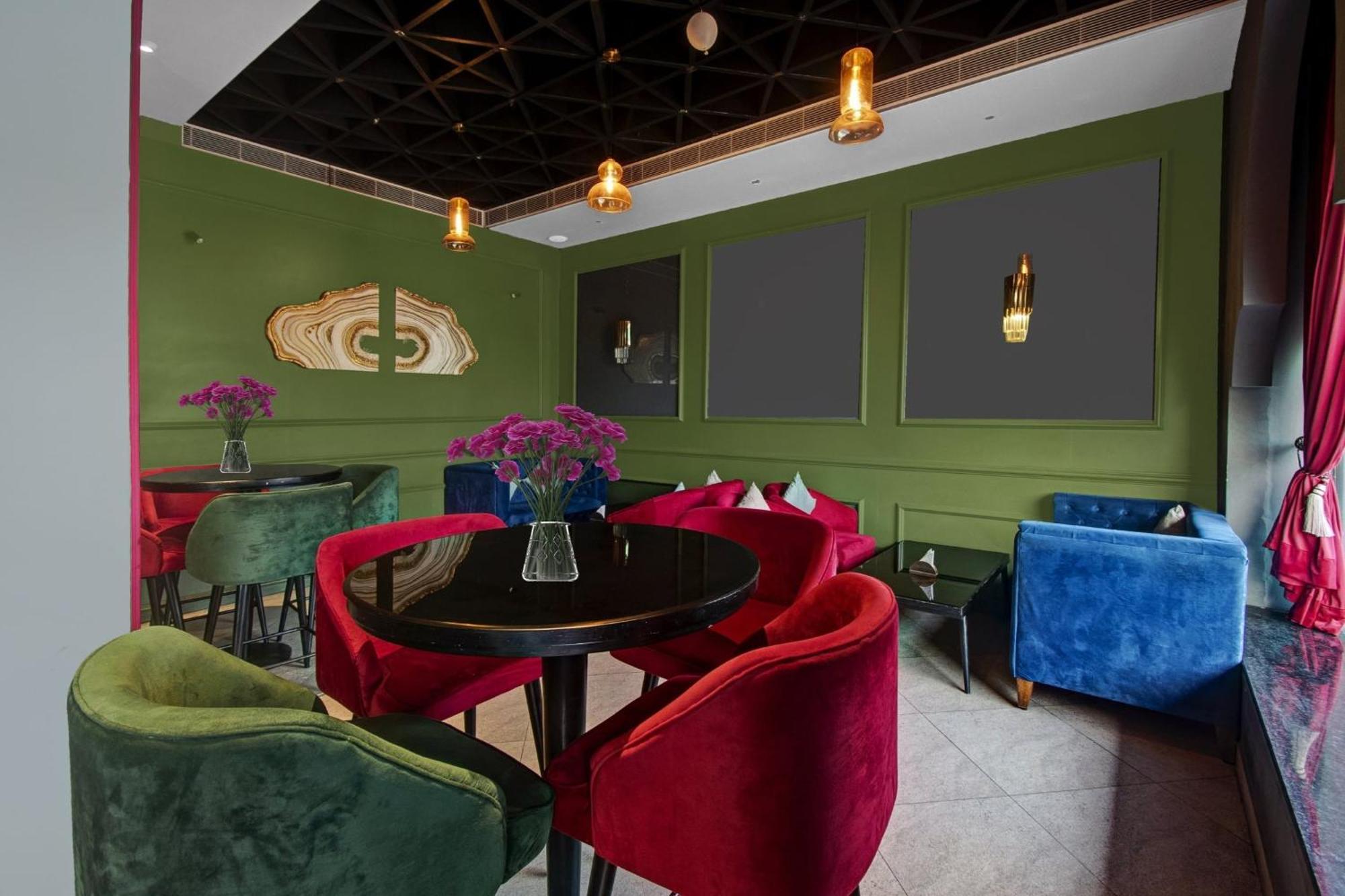 Hotel Townhouse Oak Rudra Jaipur