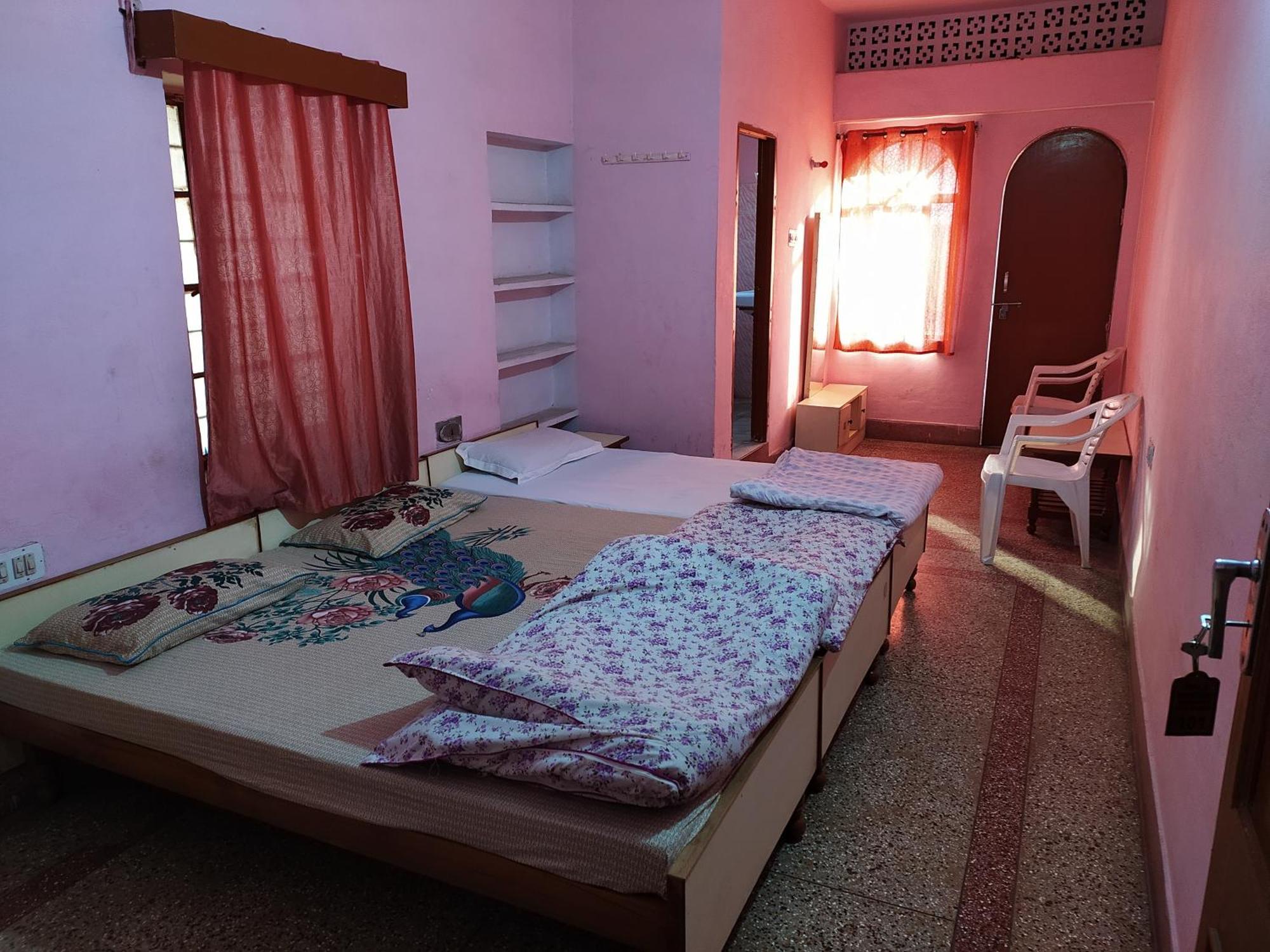 Guest house Jwala Niketan *