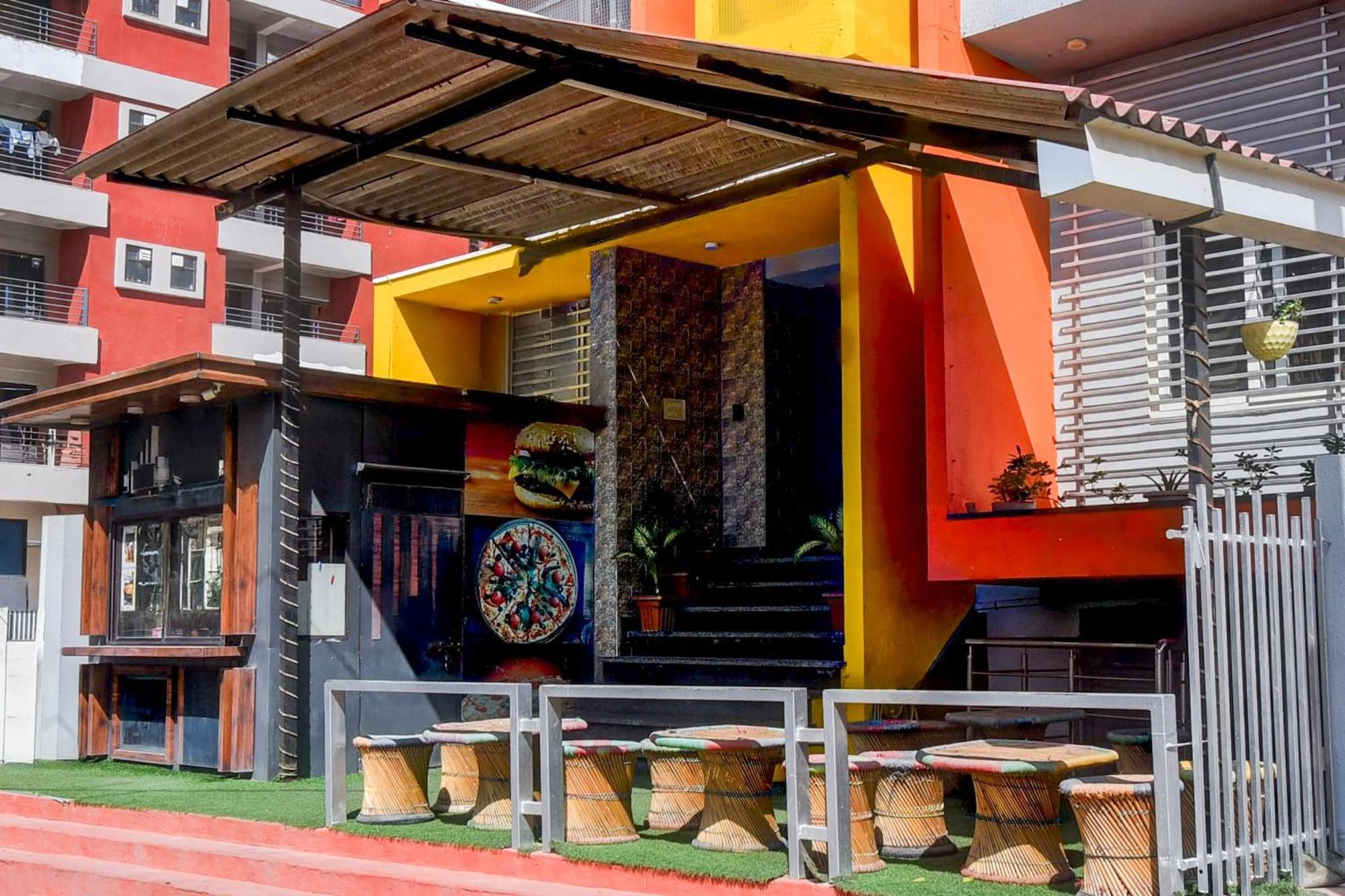 O Dahmi Kalan Near Manipal Hotel