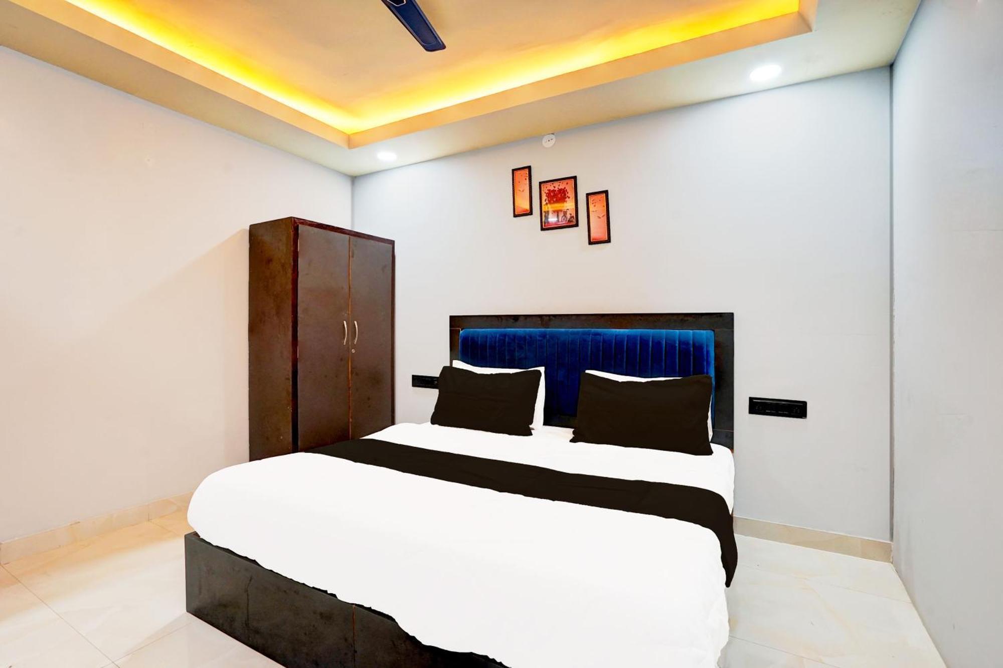 Hotel O Blue Moon Jaipur