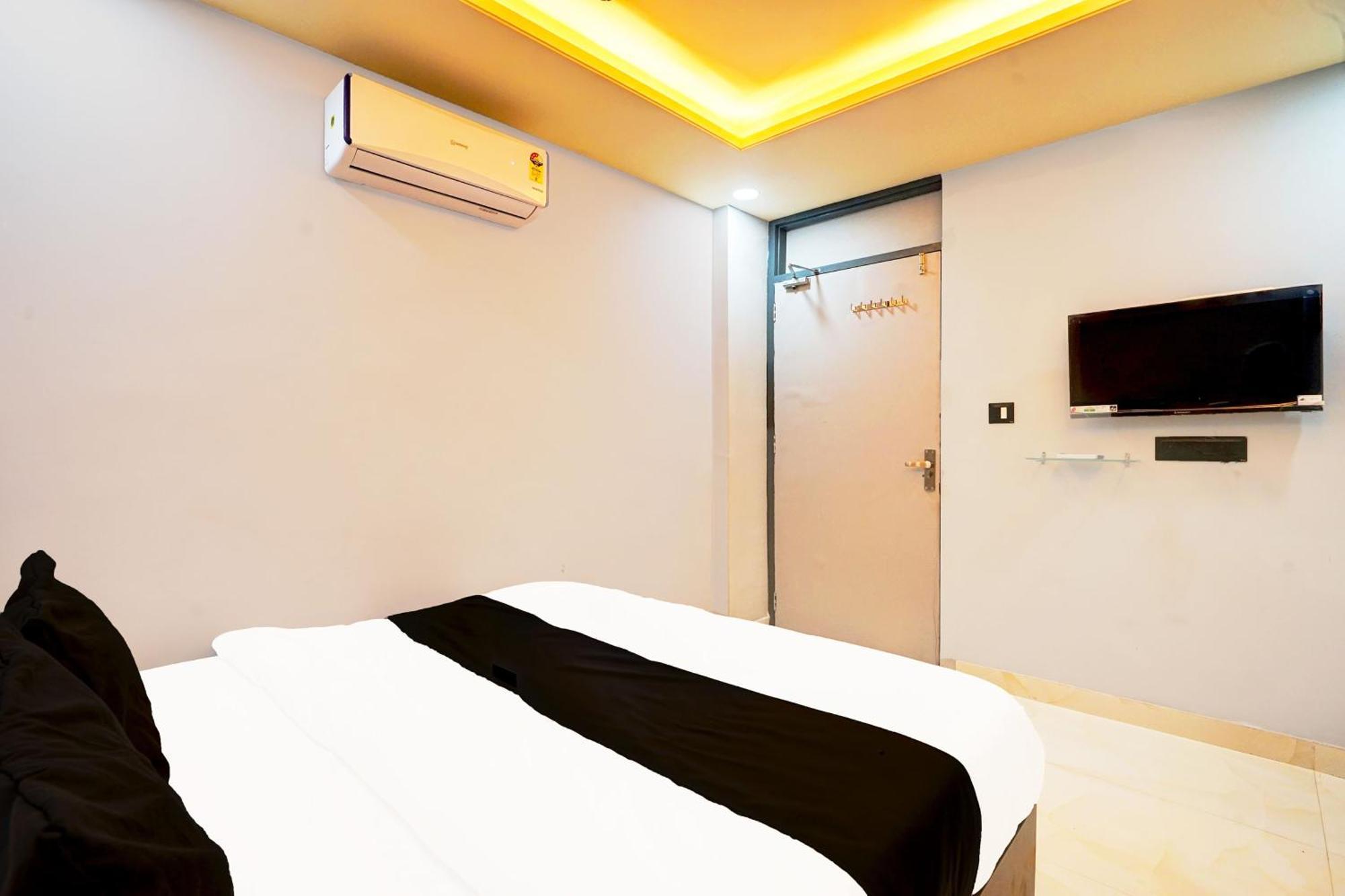 Hotel O Blue Moon 3*