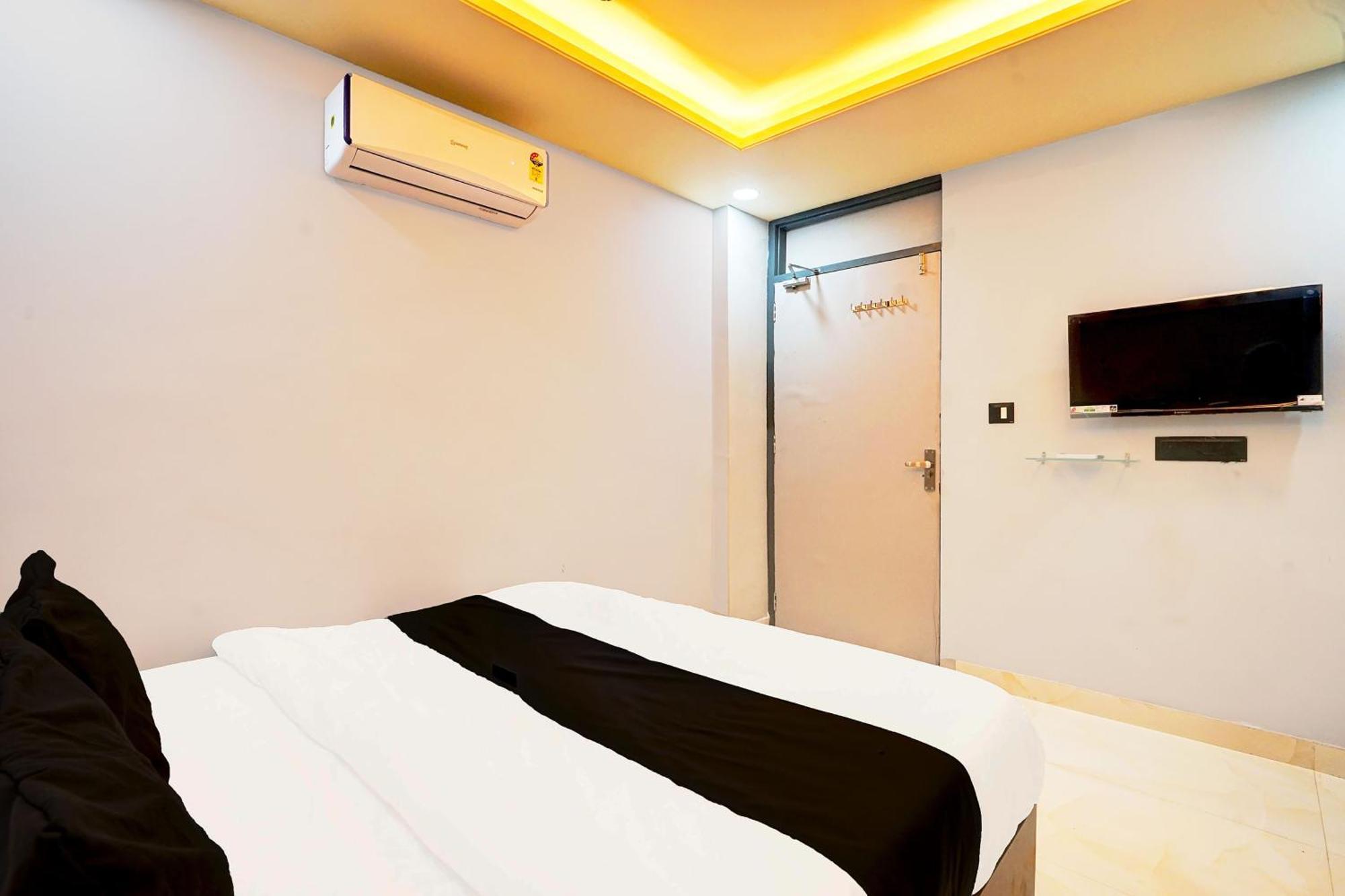 Hotel O Blue Moon 3*