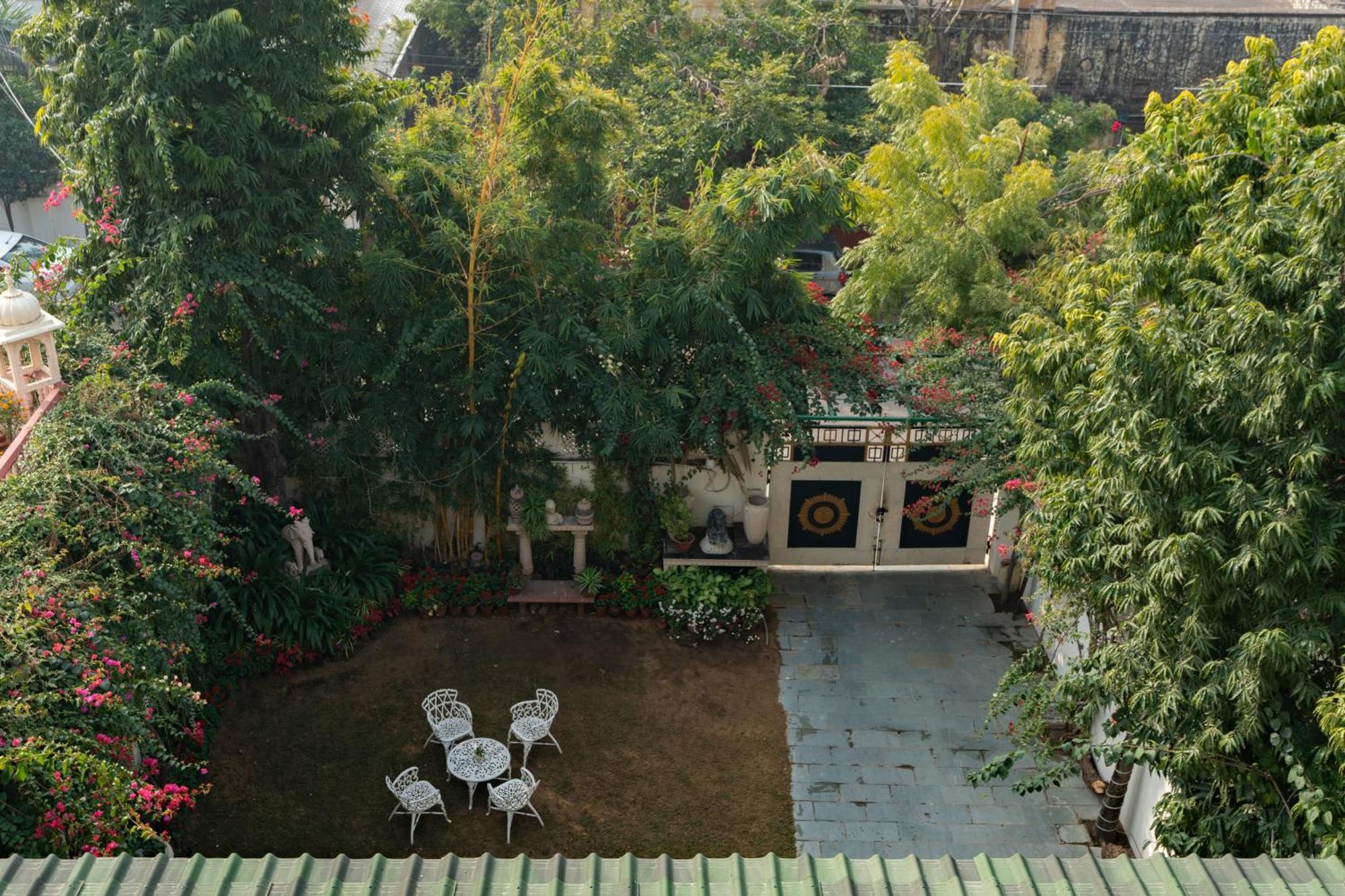Dera * Jaipur