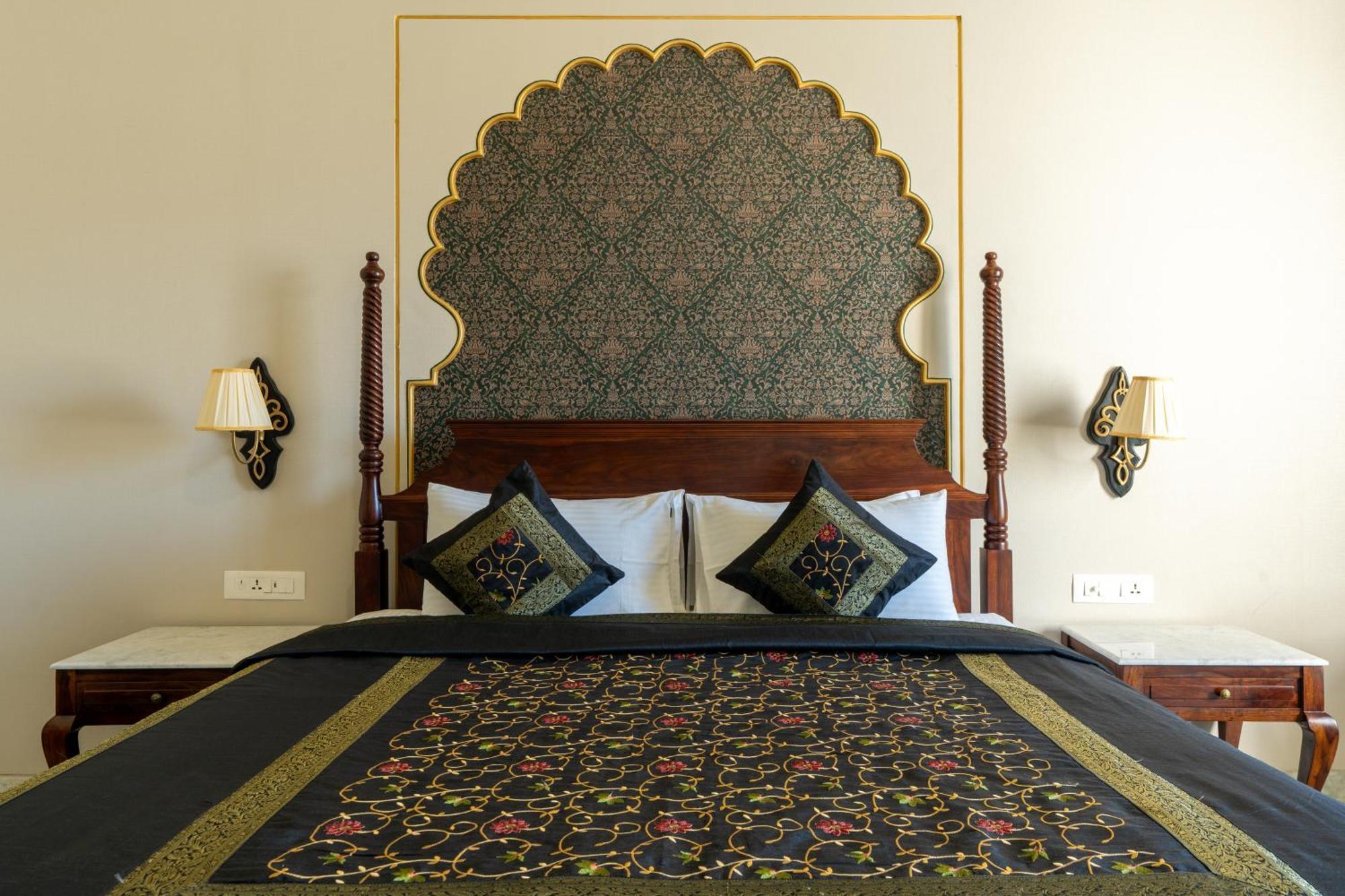 Dera Homestay