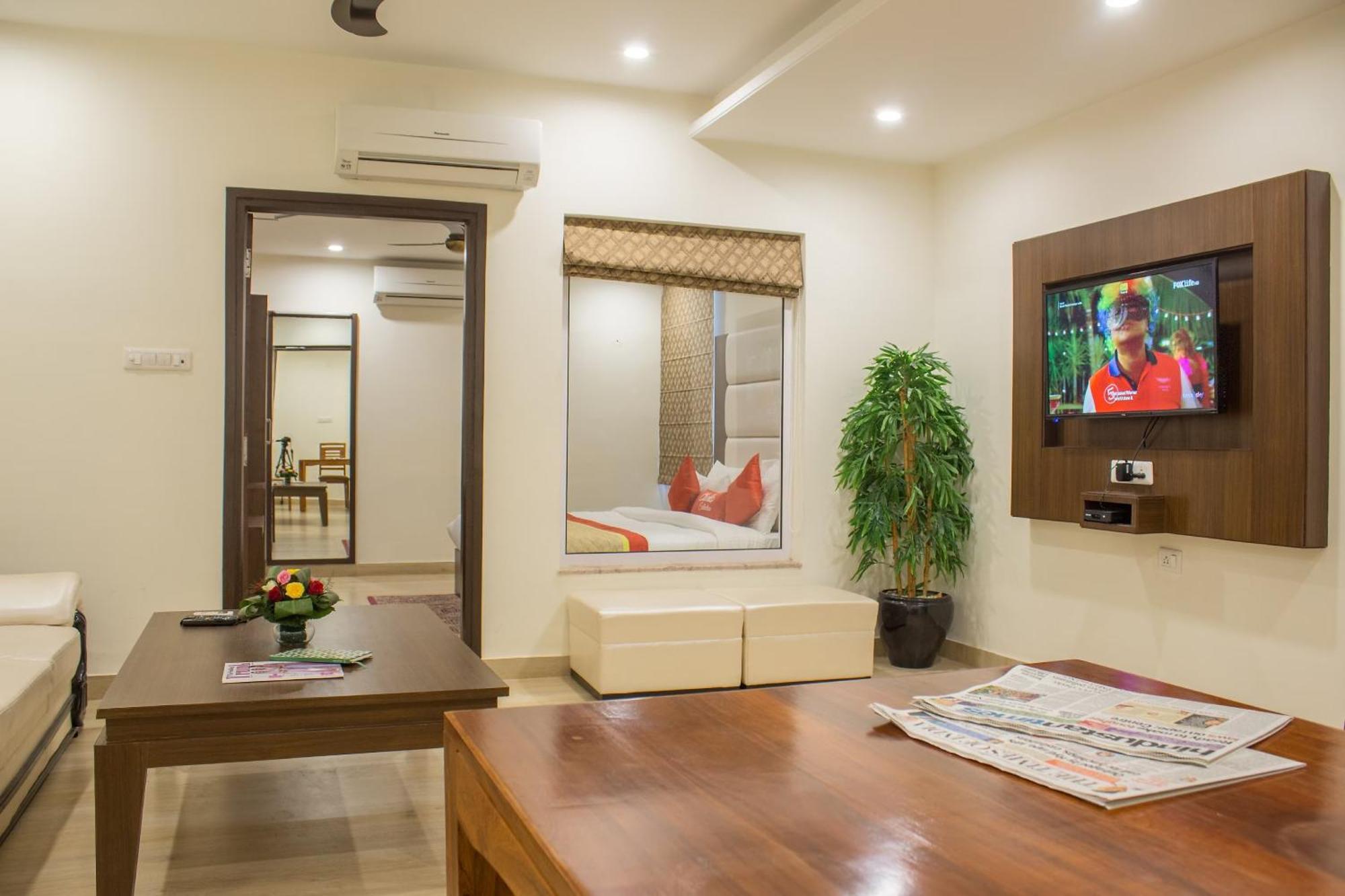 Hotel Cosmos Raj Plaza Jaipur
