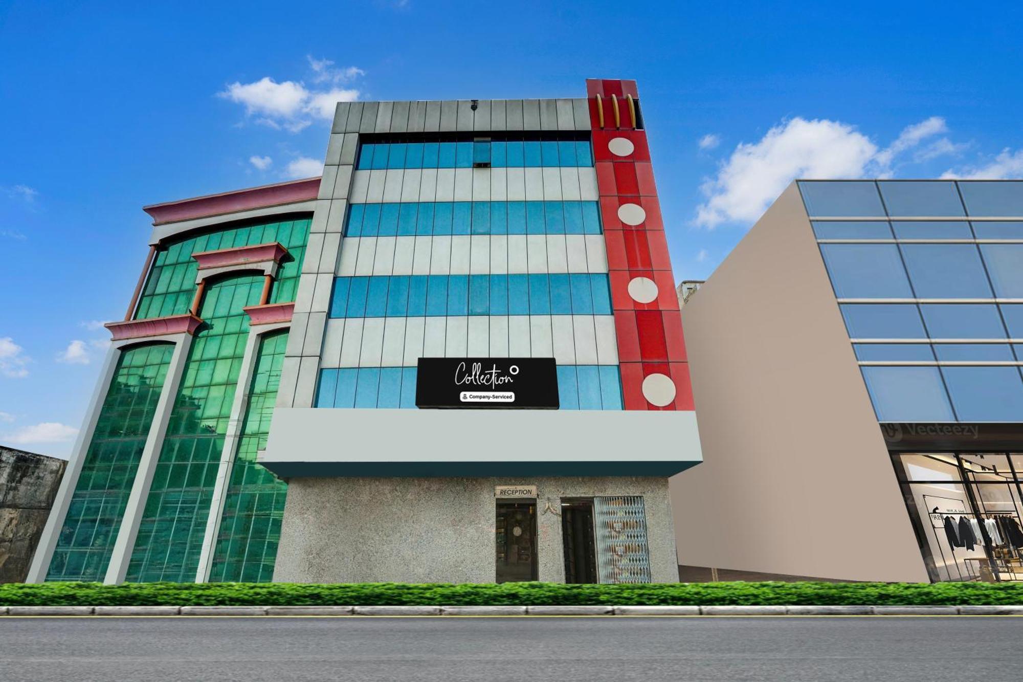 Hotel Super Collection O Sindhi Camp Formerly Abhinandan *