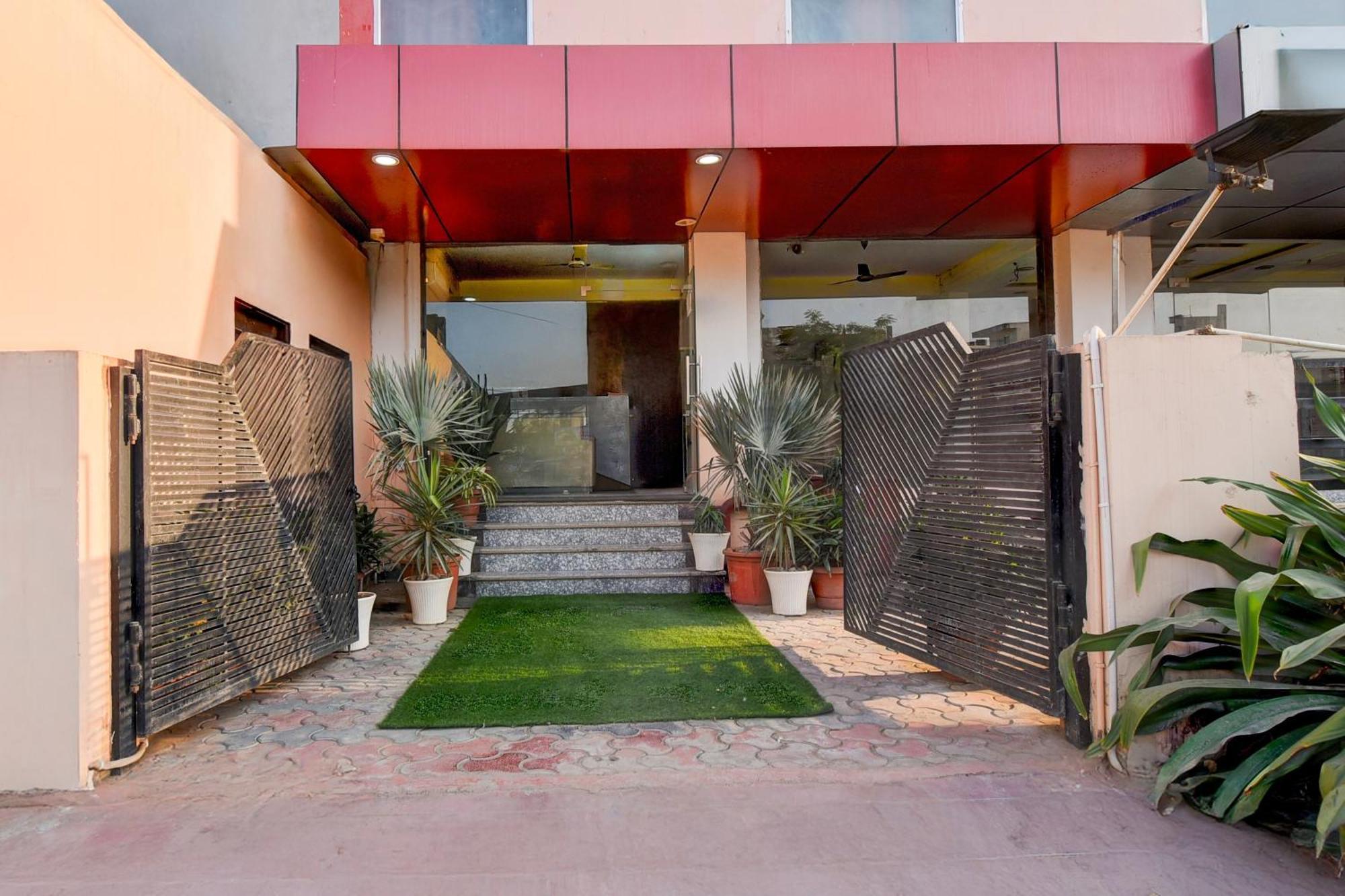 Collection O Patel Marg Near Cheelgadi Restaurant *