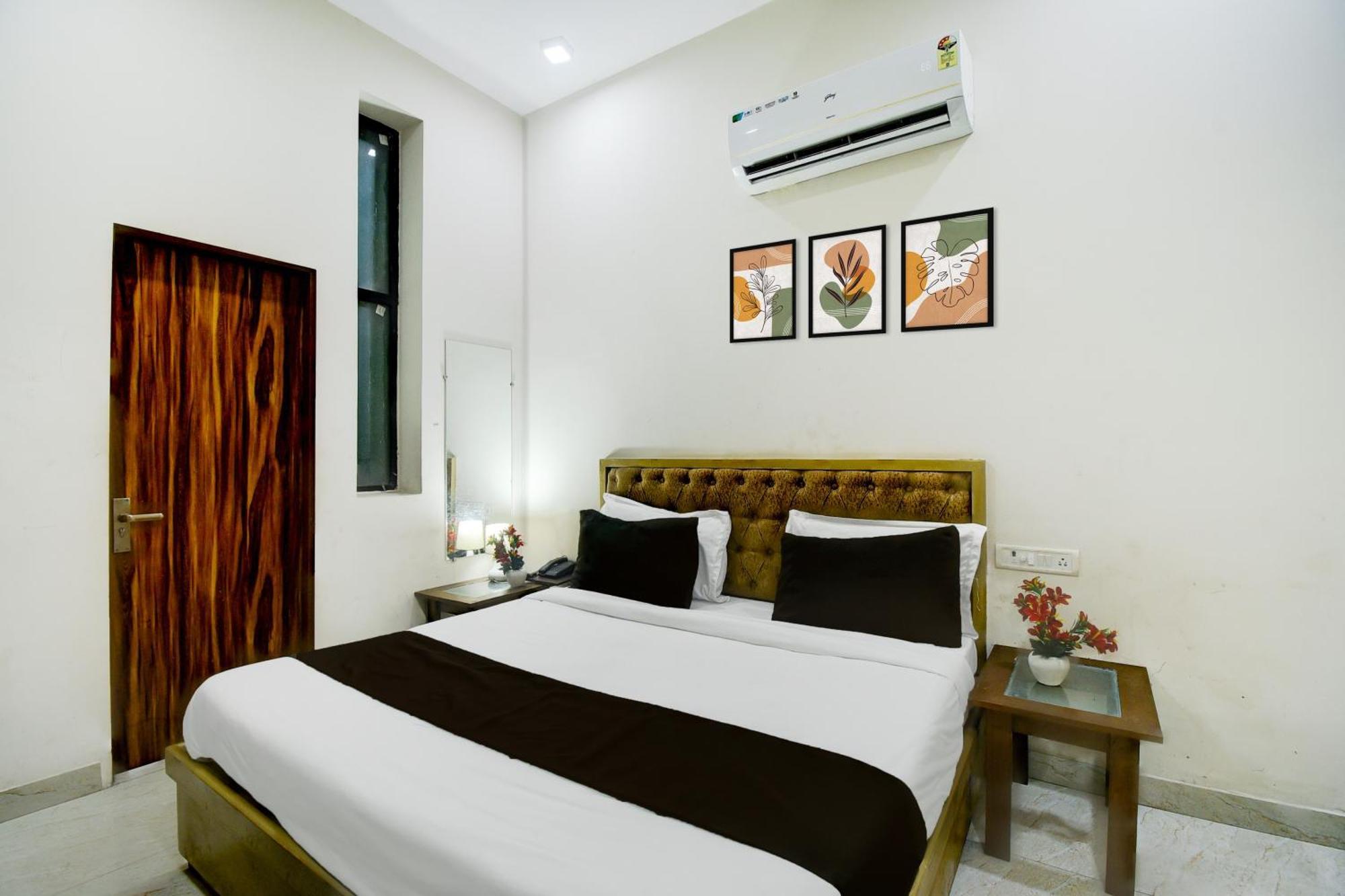O Golden Sakura 3* Jaipur