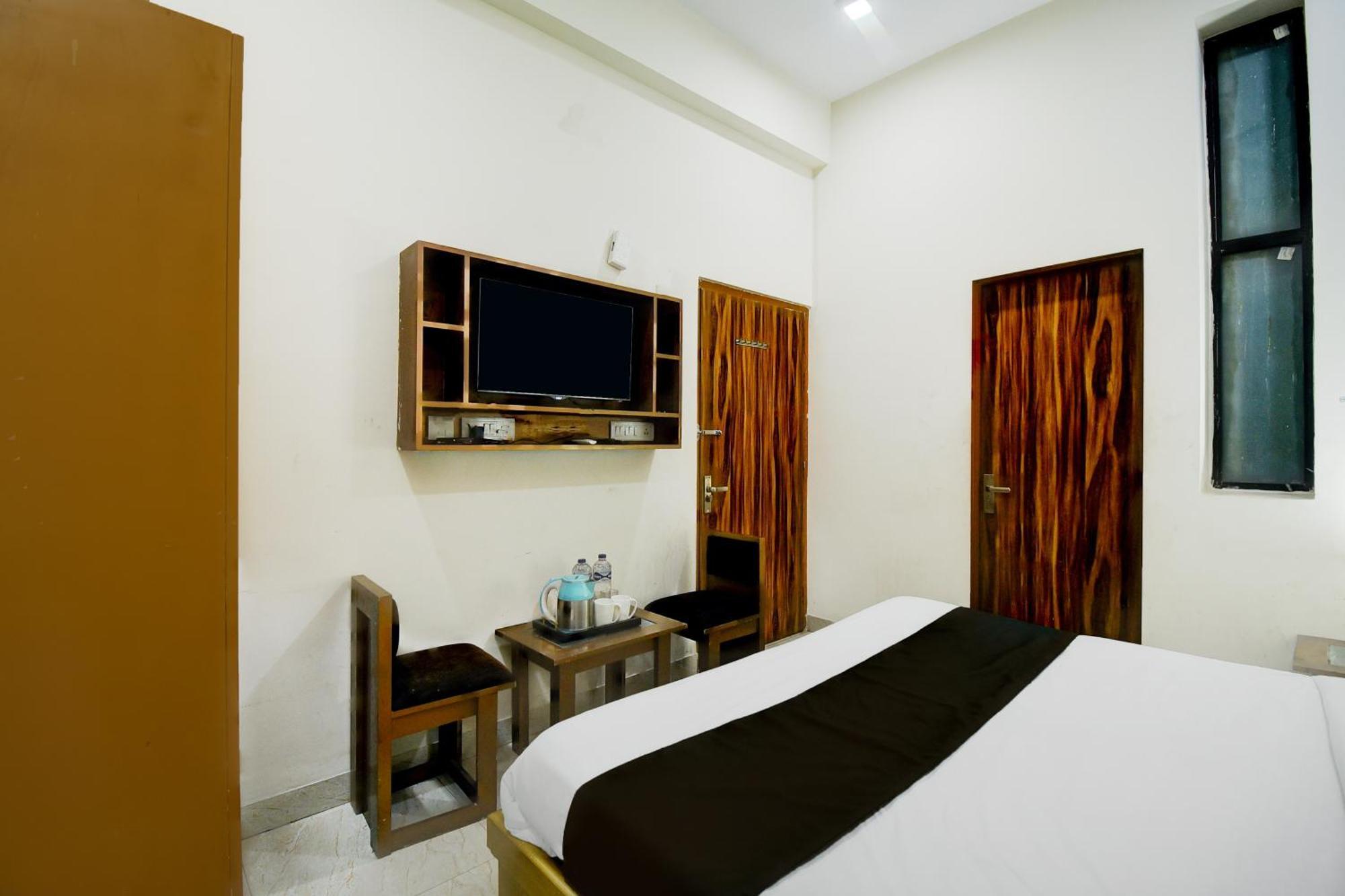 O Golden Sakura Hotel 3*