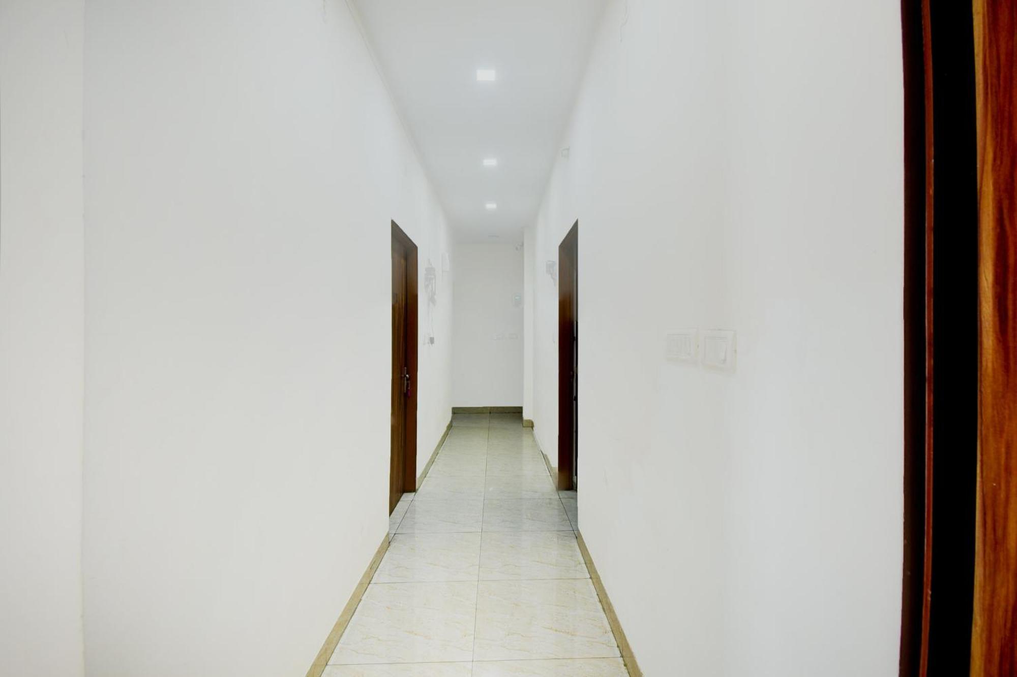 Hotel O Golden Sakura Jaipur