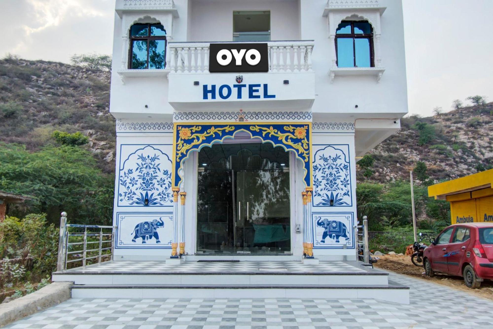 Hotel O Moon Mahal Jaipur