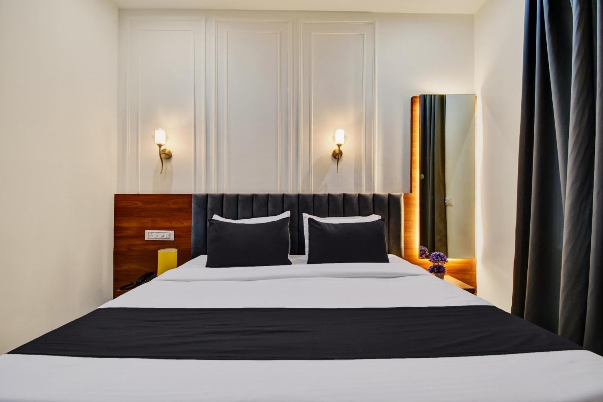M.s Hotel