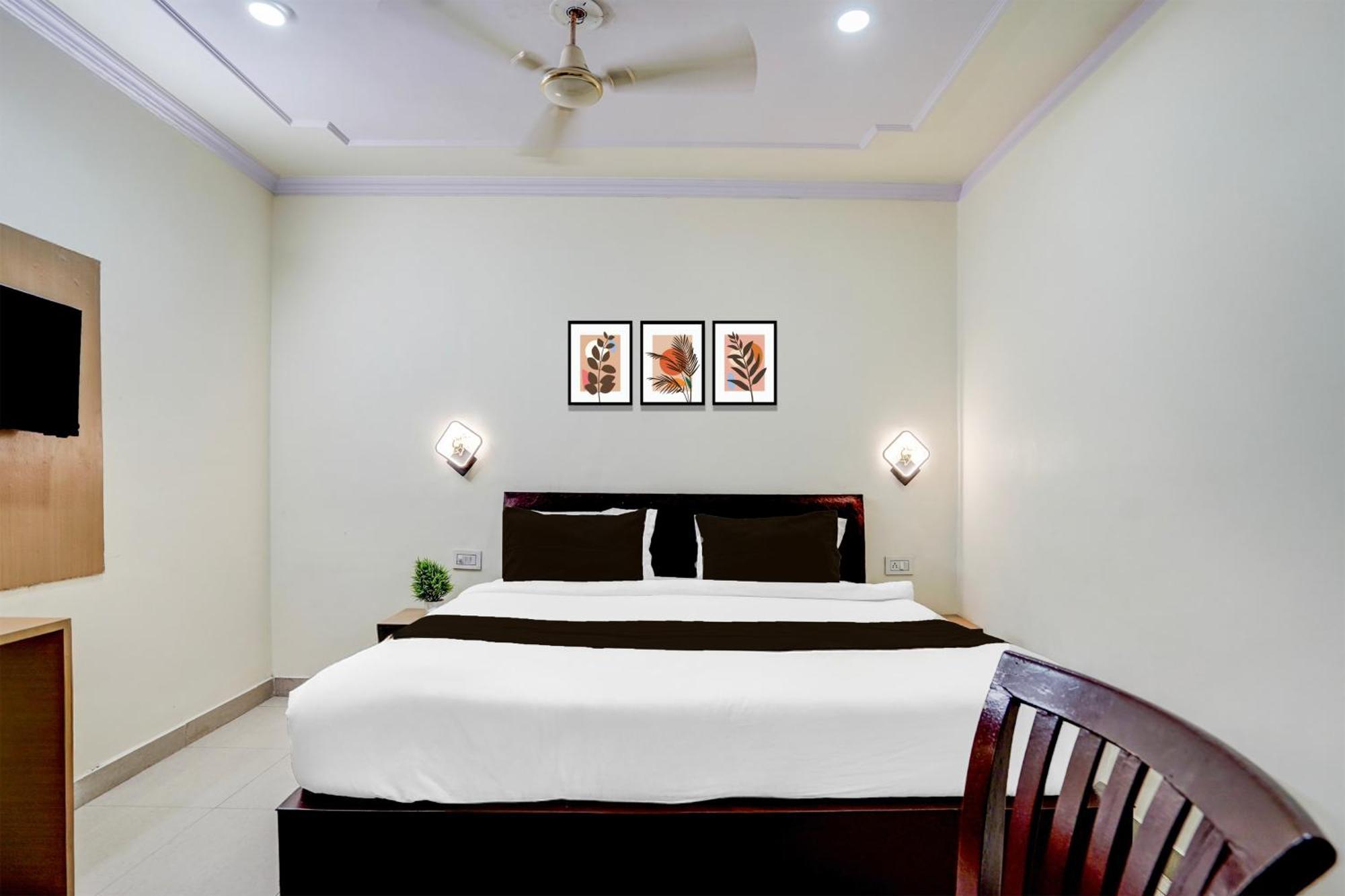 Super O Heera Palace 3*