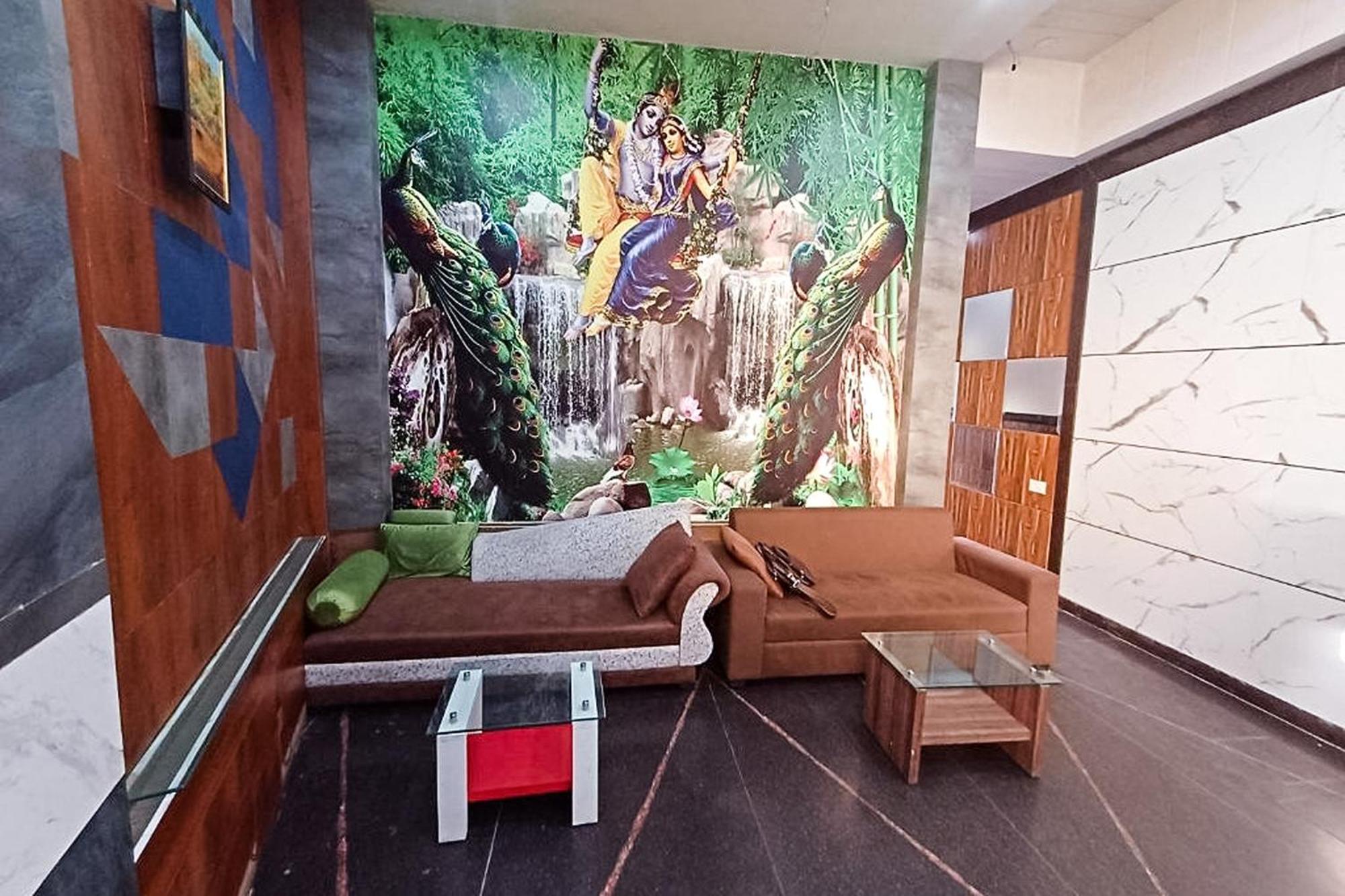 Rashika Palace Near Sindhi Camp Bus Stand, Hotel