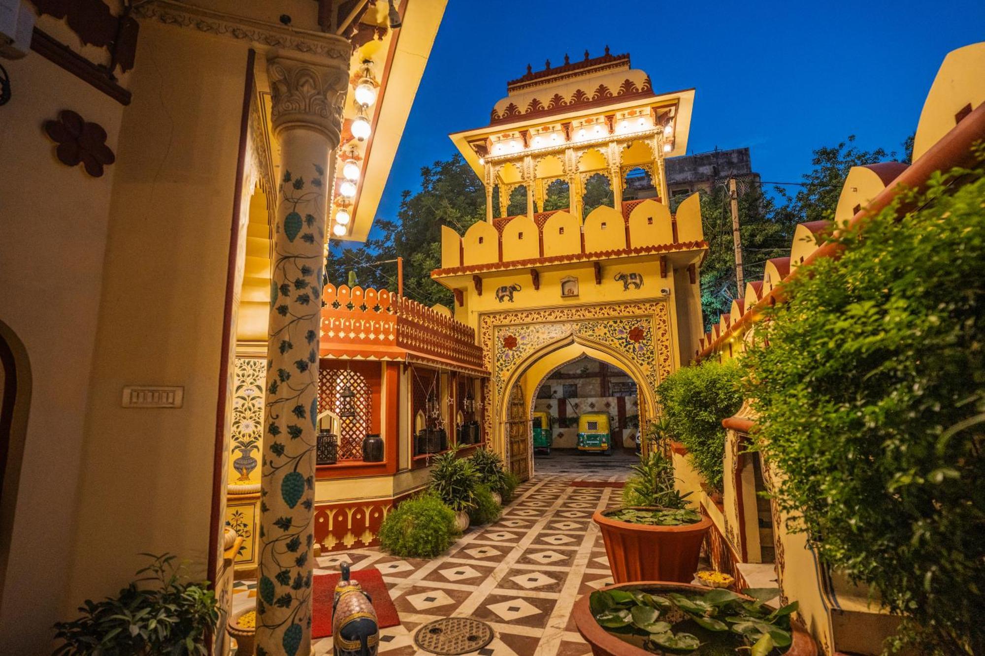 Umaid Bhawan - A Heritage Style Boutique Hotel Jaipur