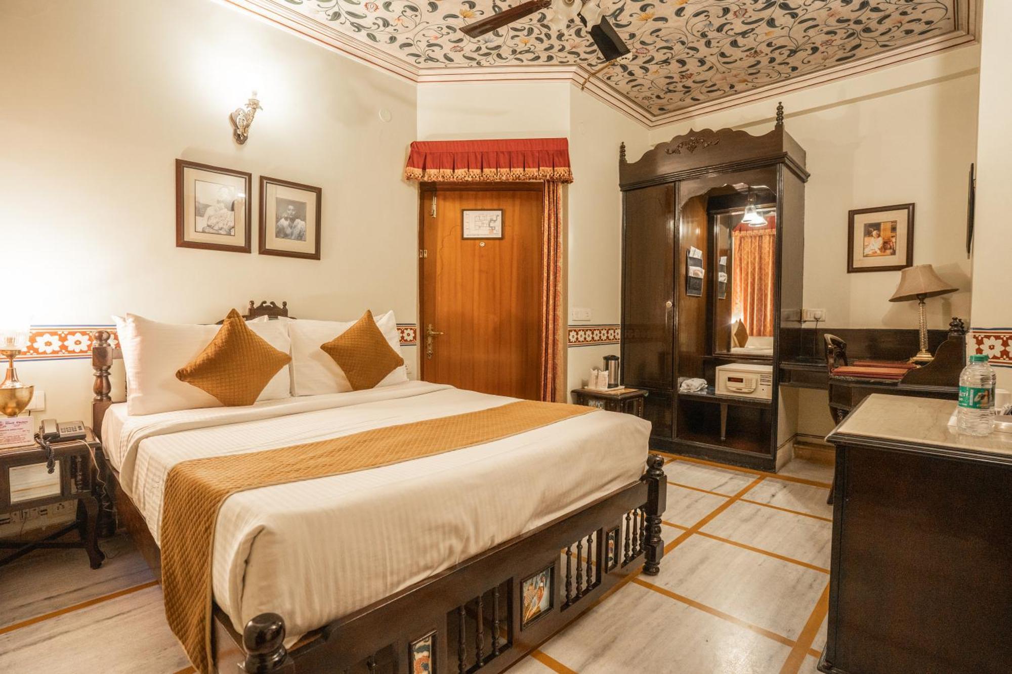 Umaid Bhawan - A Heritage Style Boutique 4* Jaipur