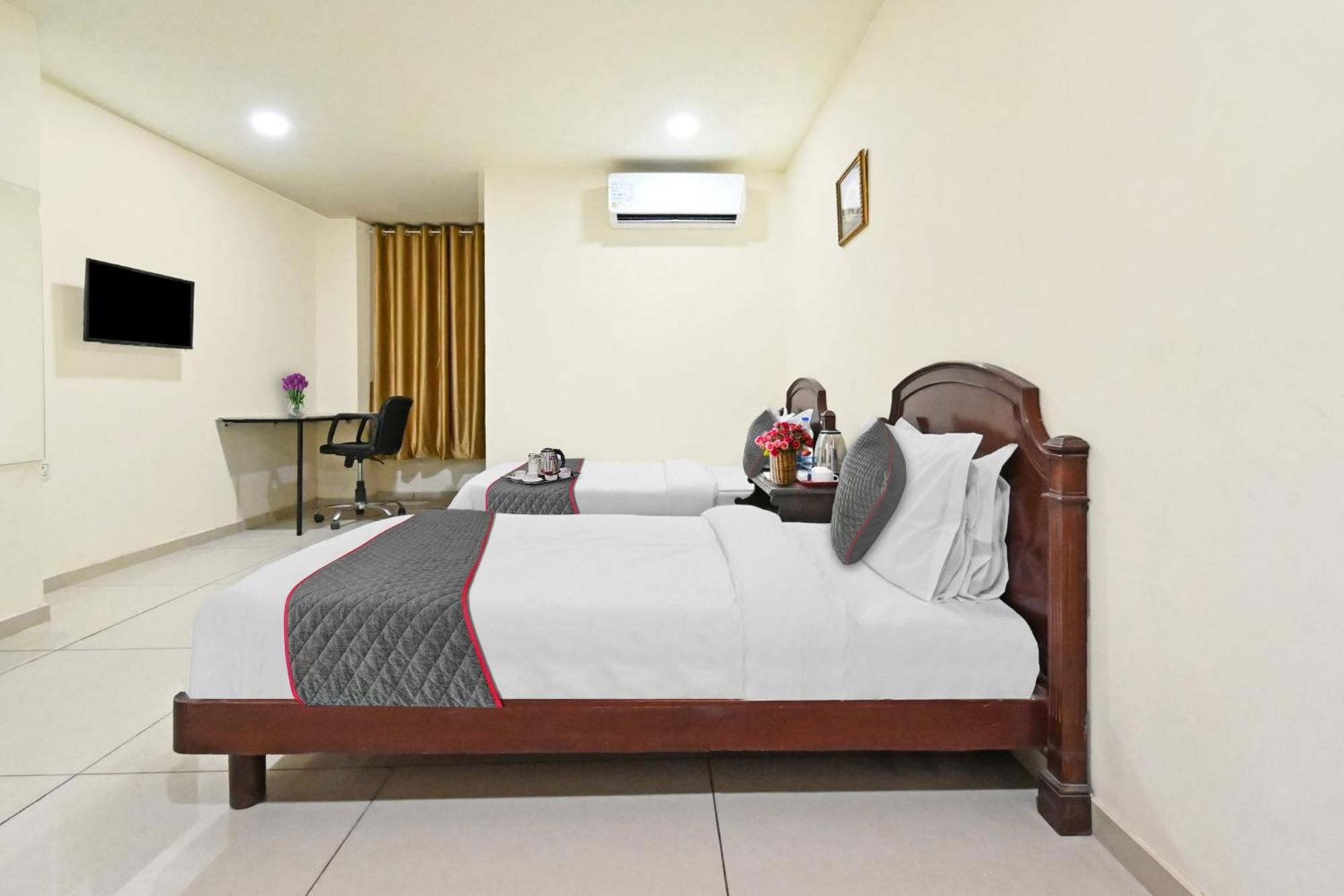 Townhouse Monark Hotel Jaipur