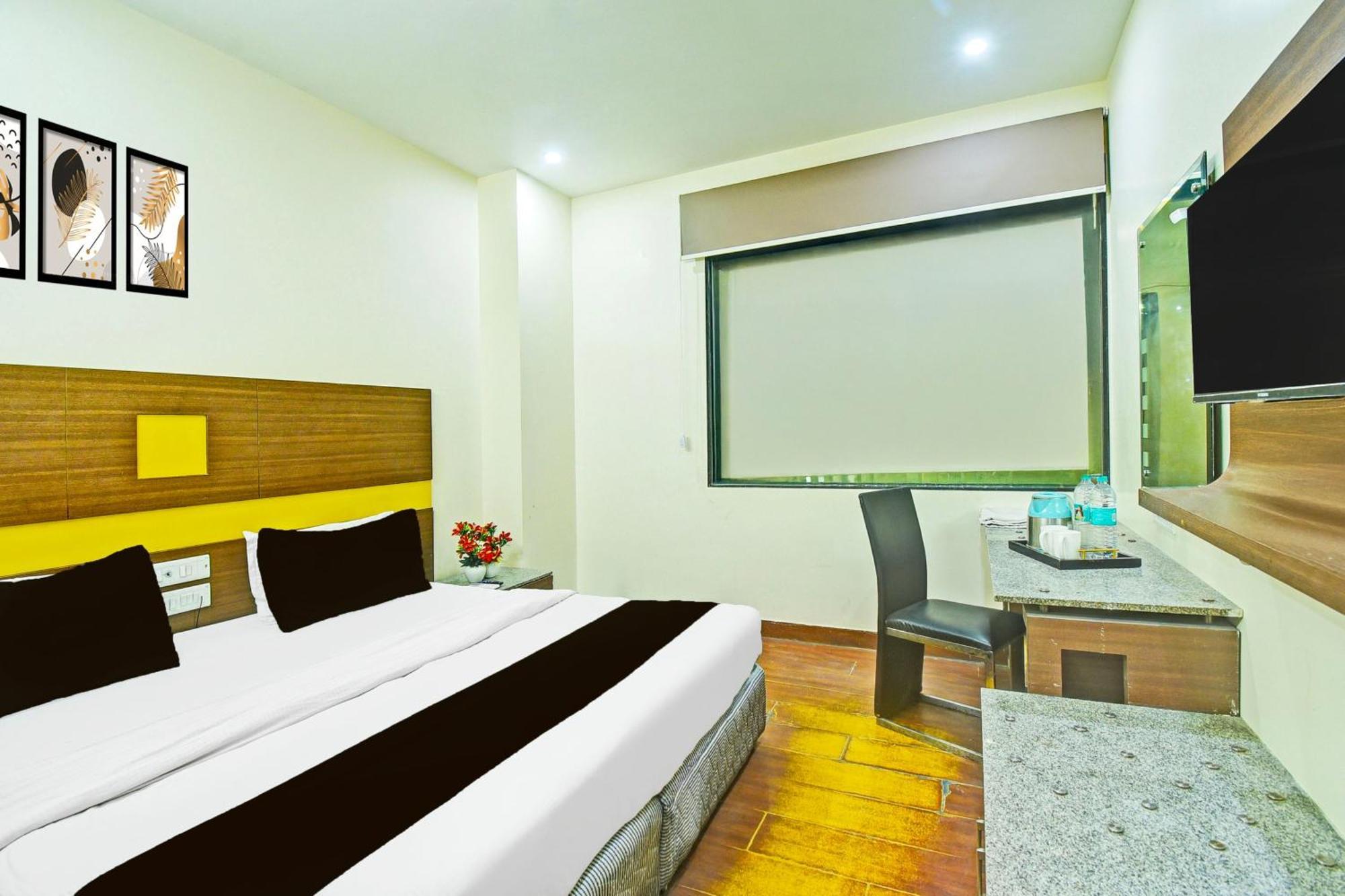 Super Townhouse Amrapali Circle Formerly Aqua Hotel Jaipur
