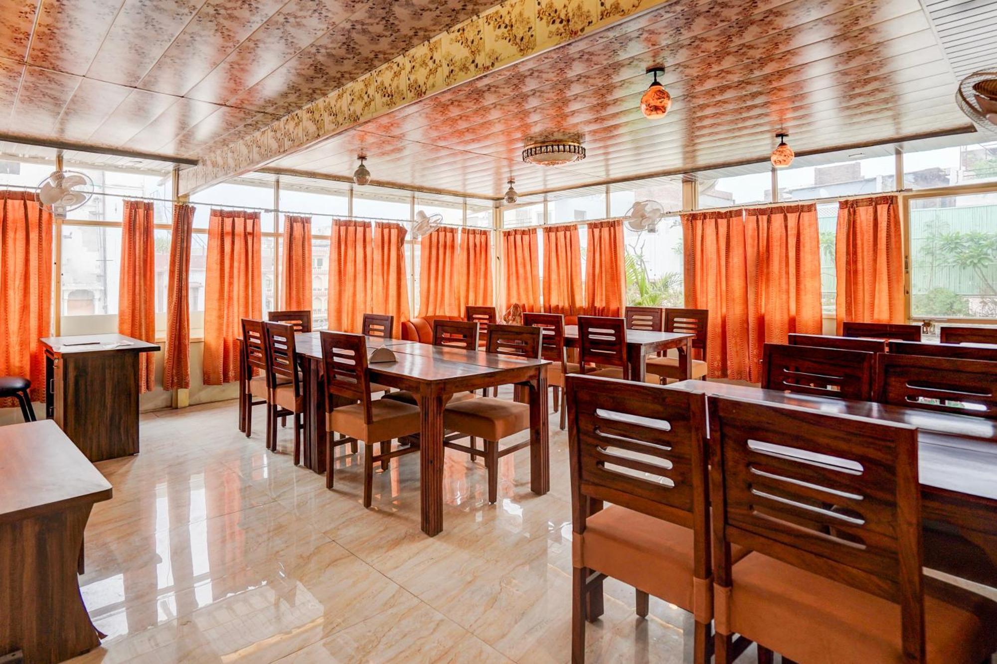 Collection O Jaipur Railway Junction Formerly Vijeet Palace 3*