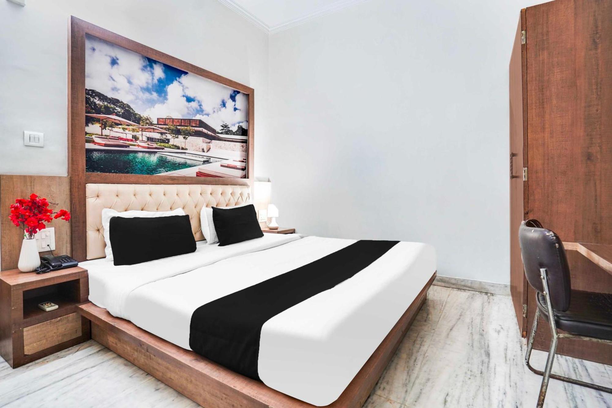 Hotel Collection O Vaishali Nagar 3*
