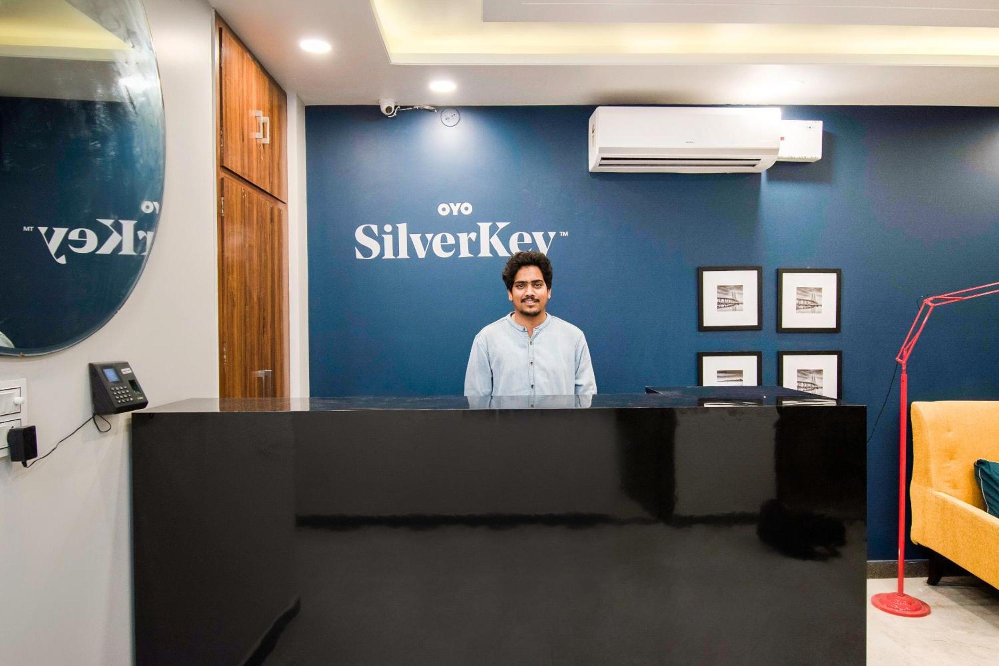 Hotel Collection O Blue Shine Jaipur