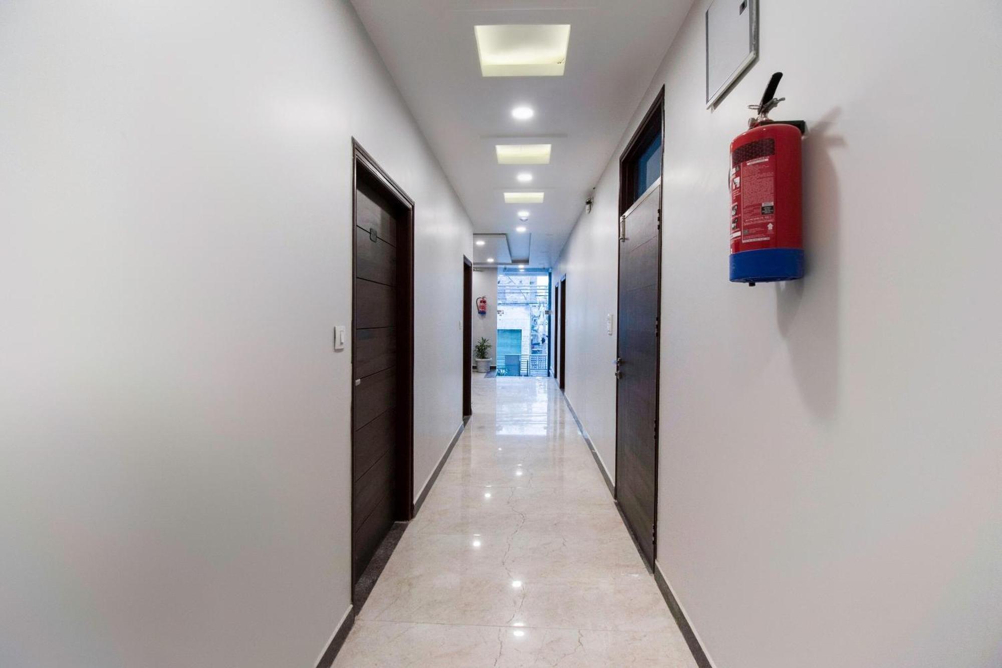 Hotel Collection O Blue Shine 4*