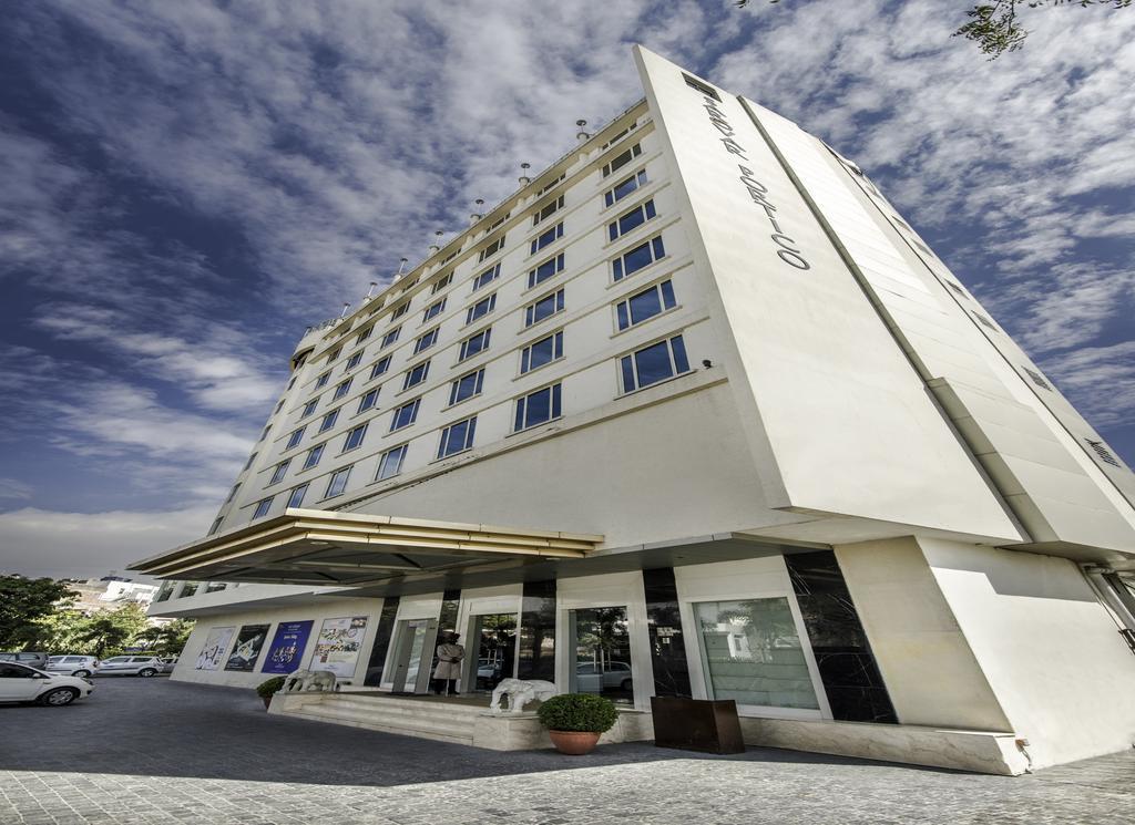 Hotel Sarovar Portico Jaipur