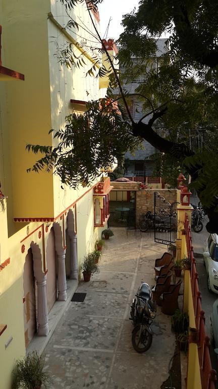 Janak Palace