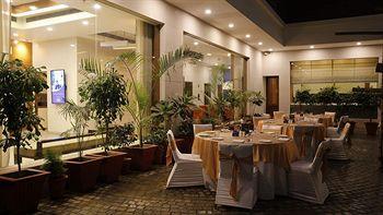 Nirwana Hometel Jaipur- A Sarovar Hotel