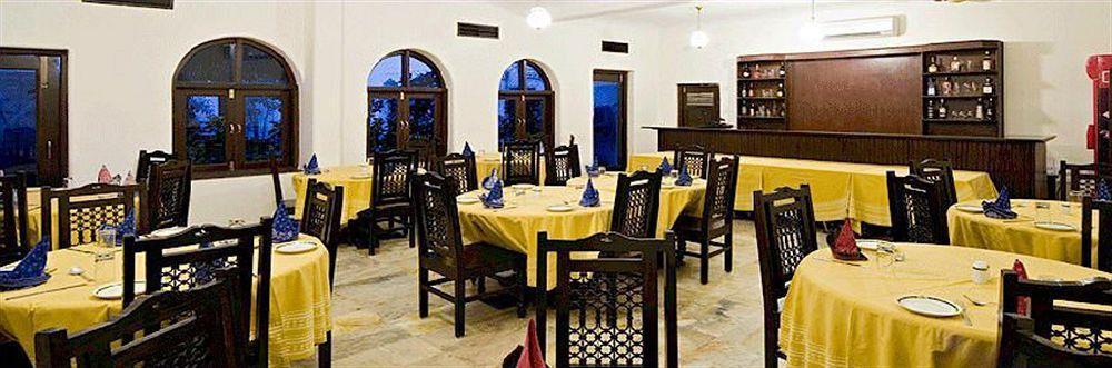 Khandwa Haveli 3*