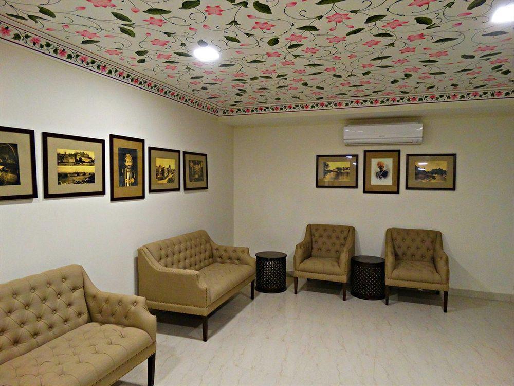 Umaid Residency - A Regal Heritage 3*
