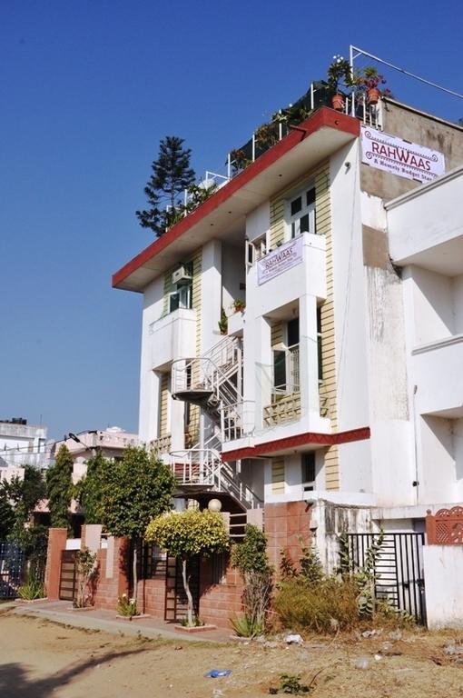 Oyo 1060 Hotel Rahwaas Homestay