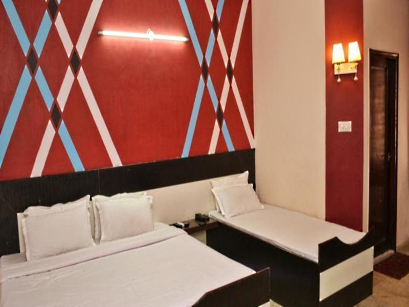 Hotel Oyo 652 Anokhi Palace