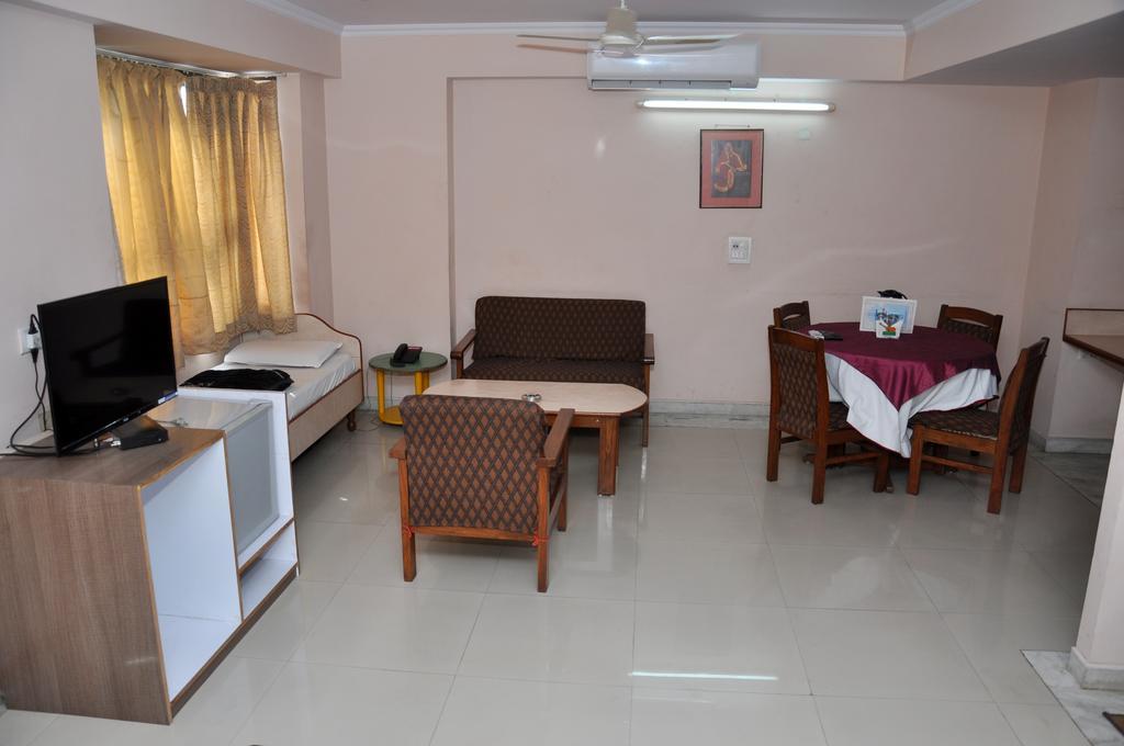 Hotel Sangam 2*