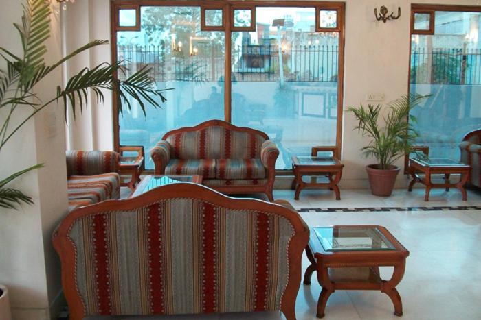 Diana Palace Hotel