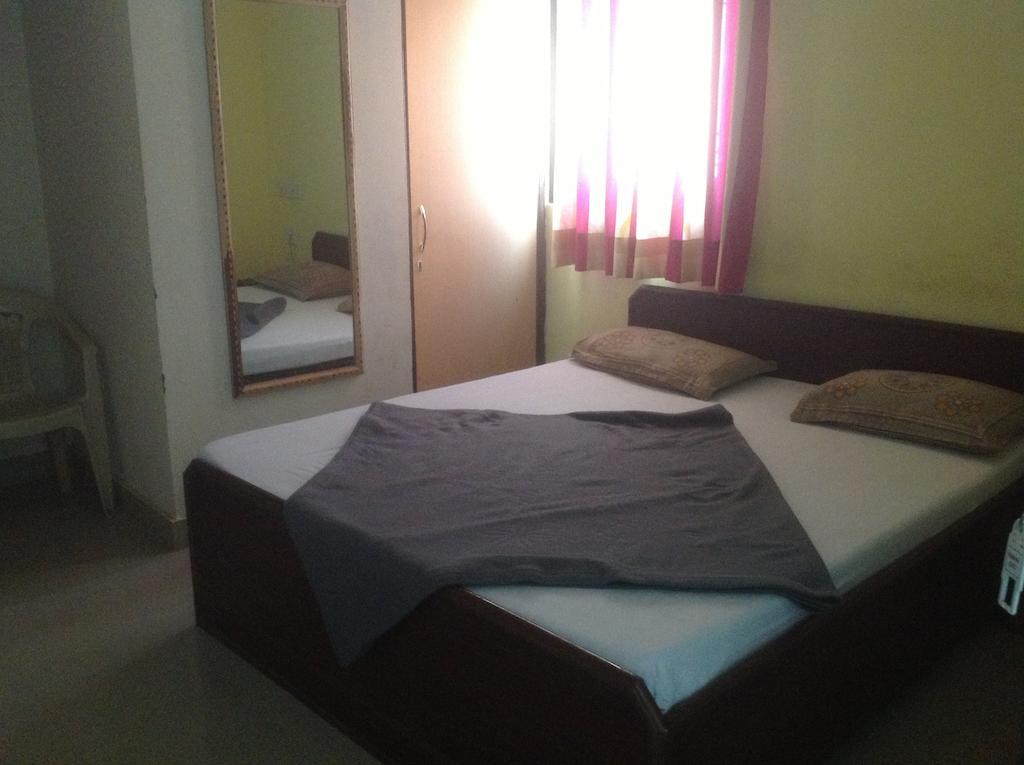Hotel Kamal Kunj *