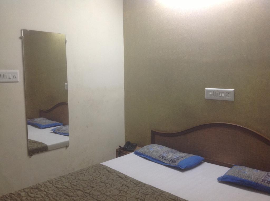 Kamal Kunj Hotel Jaipur