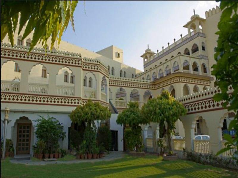 Hotel Chandragupt