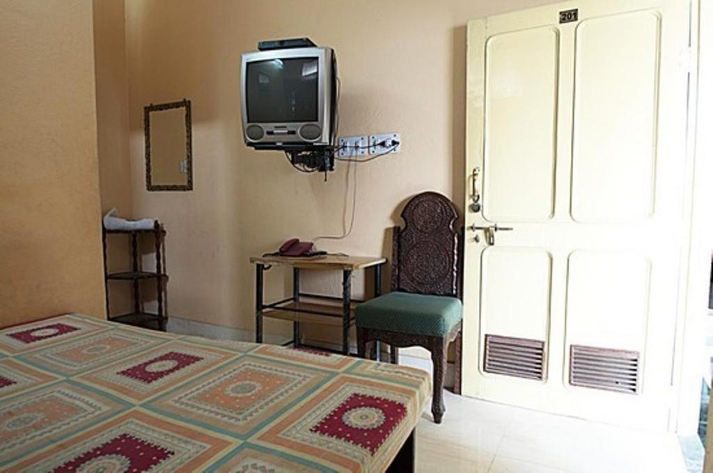 Hotel Royal Aashiyana Palace Jaipur