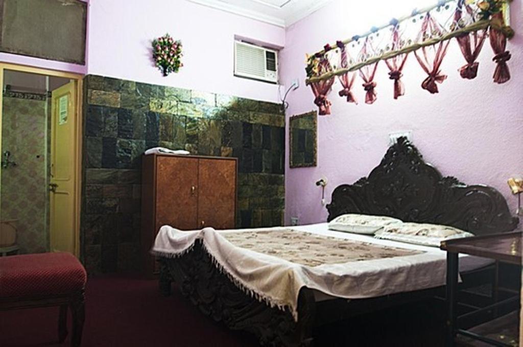 Hotel Royal Aashiyana Palace Jaipur